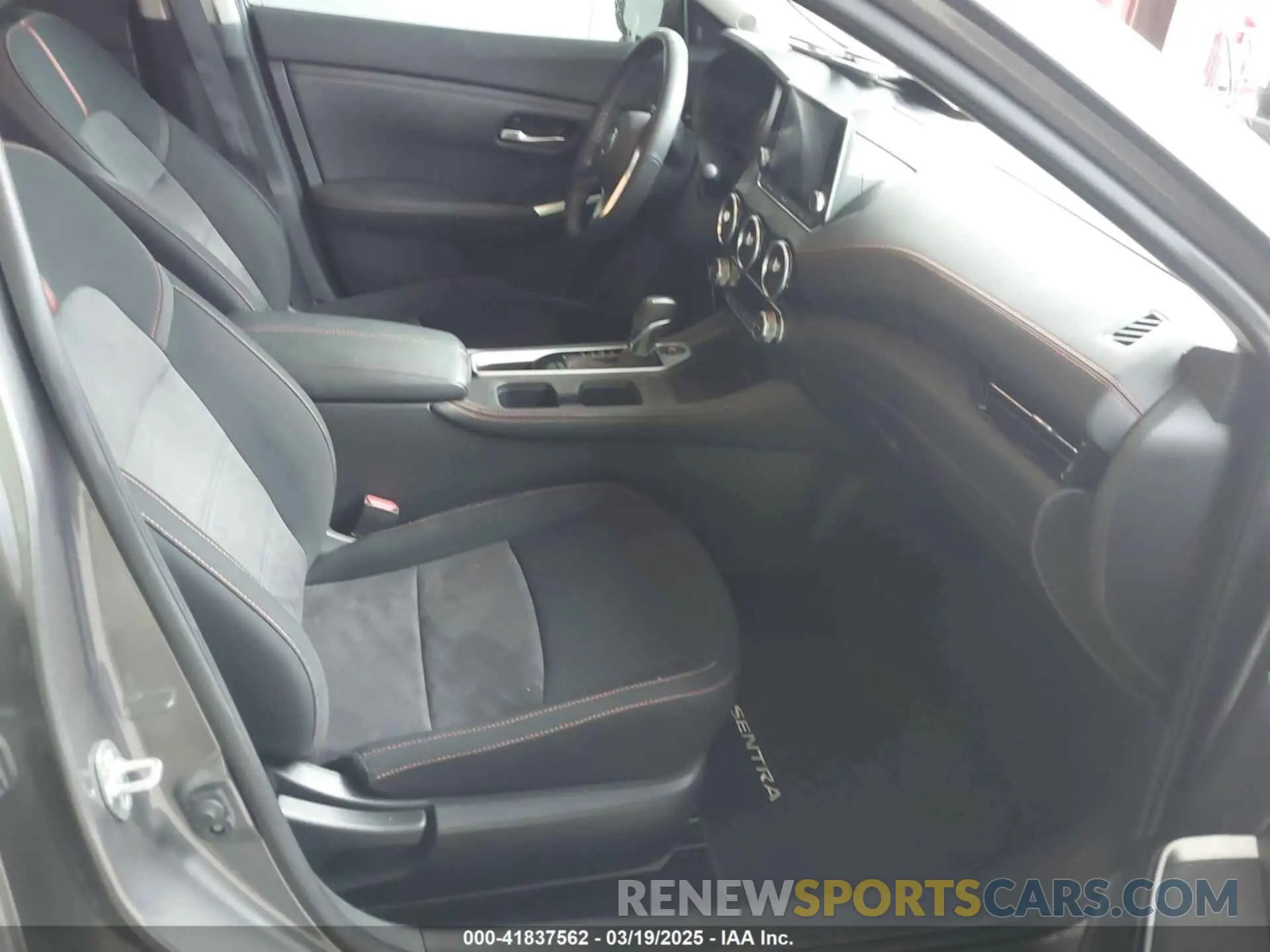 5 Photograph of a damaged car 3N1AB8DV5NY314441 NISSAN SENTRA 2022
