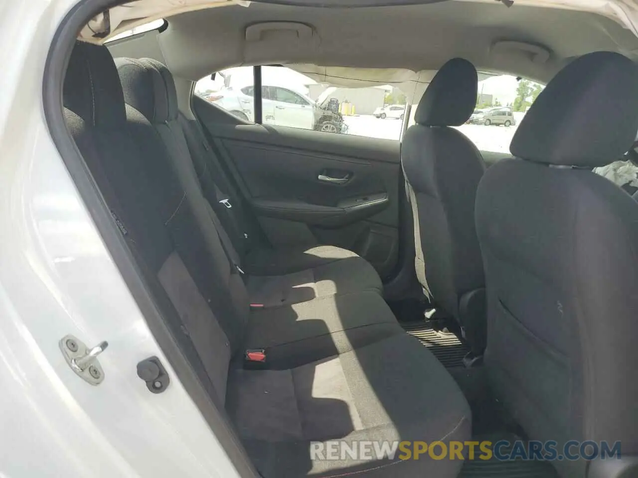 10 Photograph of a damaged car 3N1AB8DV7NY272368 NISSAN SENTRA 2022