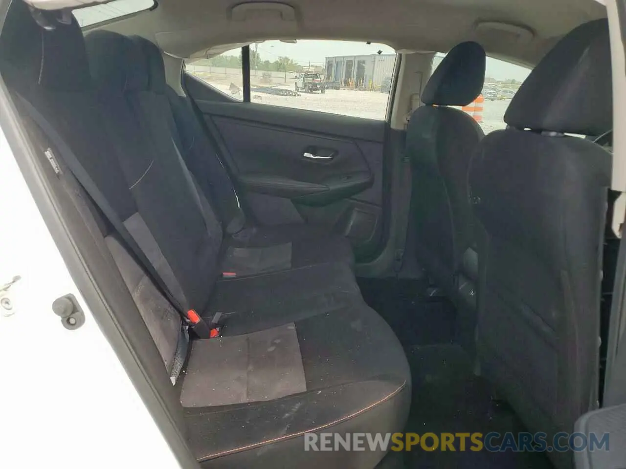 10 Photograph of a damaged car 3N1AB8DV8NY237452 NISSAN SENTRA 2022
