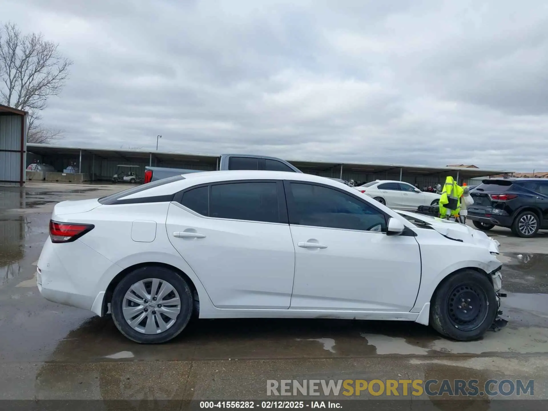 14 Фотография поврежденного автомобиля 3N1AB8BV0PY298512 NISSAN SENTRA 2023