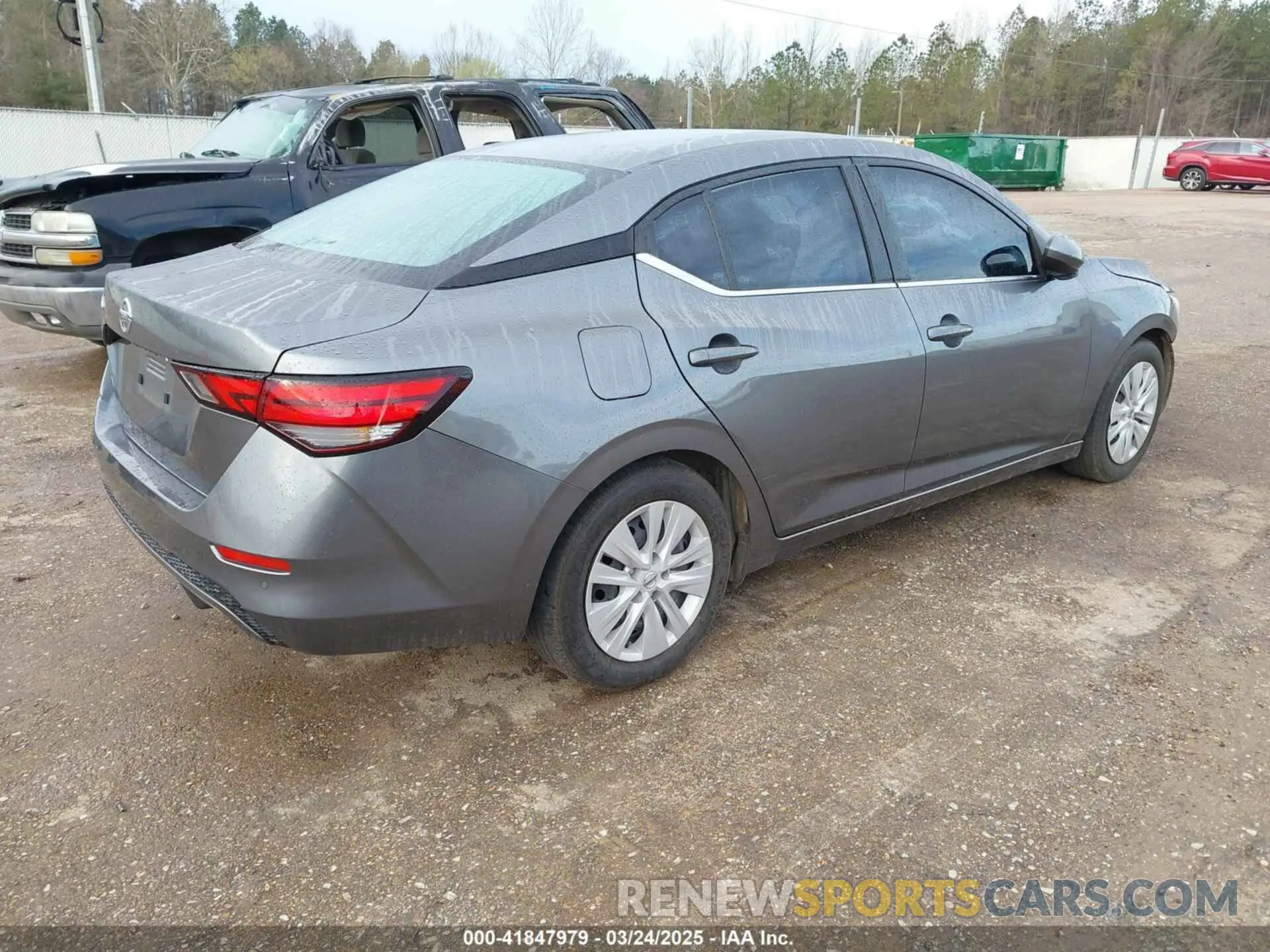 4 Фотография поврежденного автомобиля 3N1AB8BV2PY304939 NISSAN SENTRA 2023