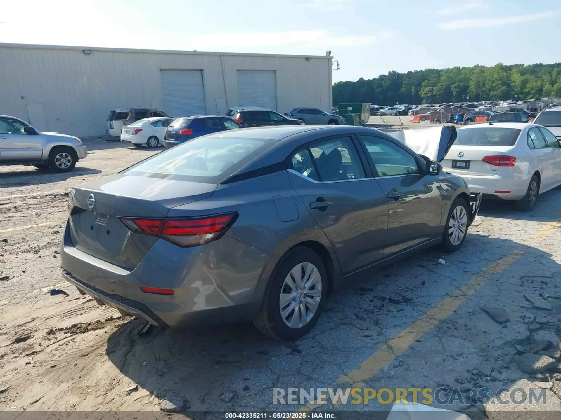 4 Photograph of a damaged car 3N1AB8BV3PY285351 NISSAN SENTRA 2023