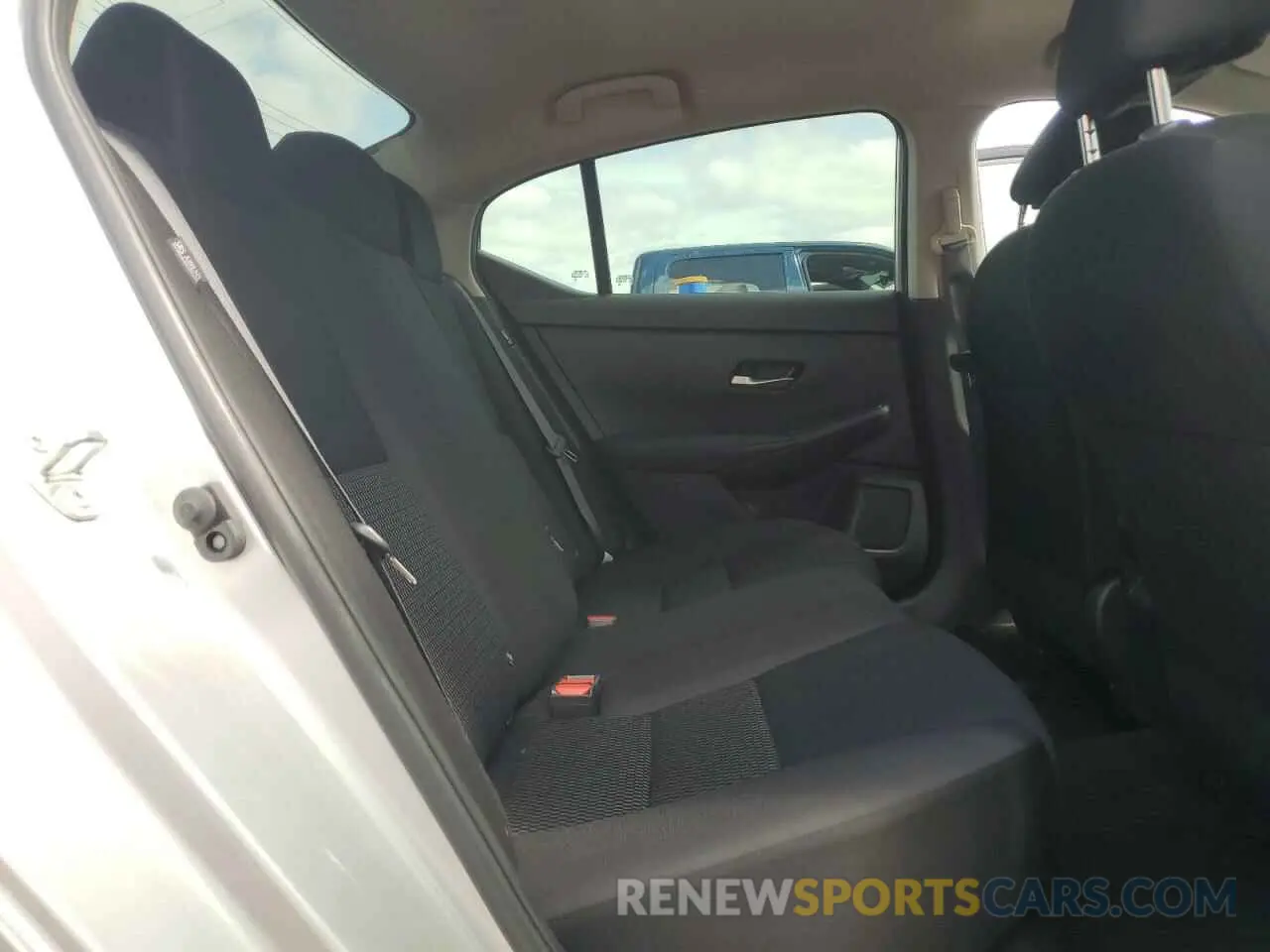 10 Фотография поврежденного автомобиля 3N1AB8BV9PY300743 NISSAN SENTRA 2023