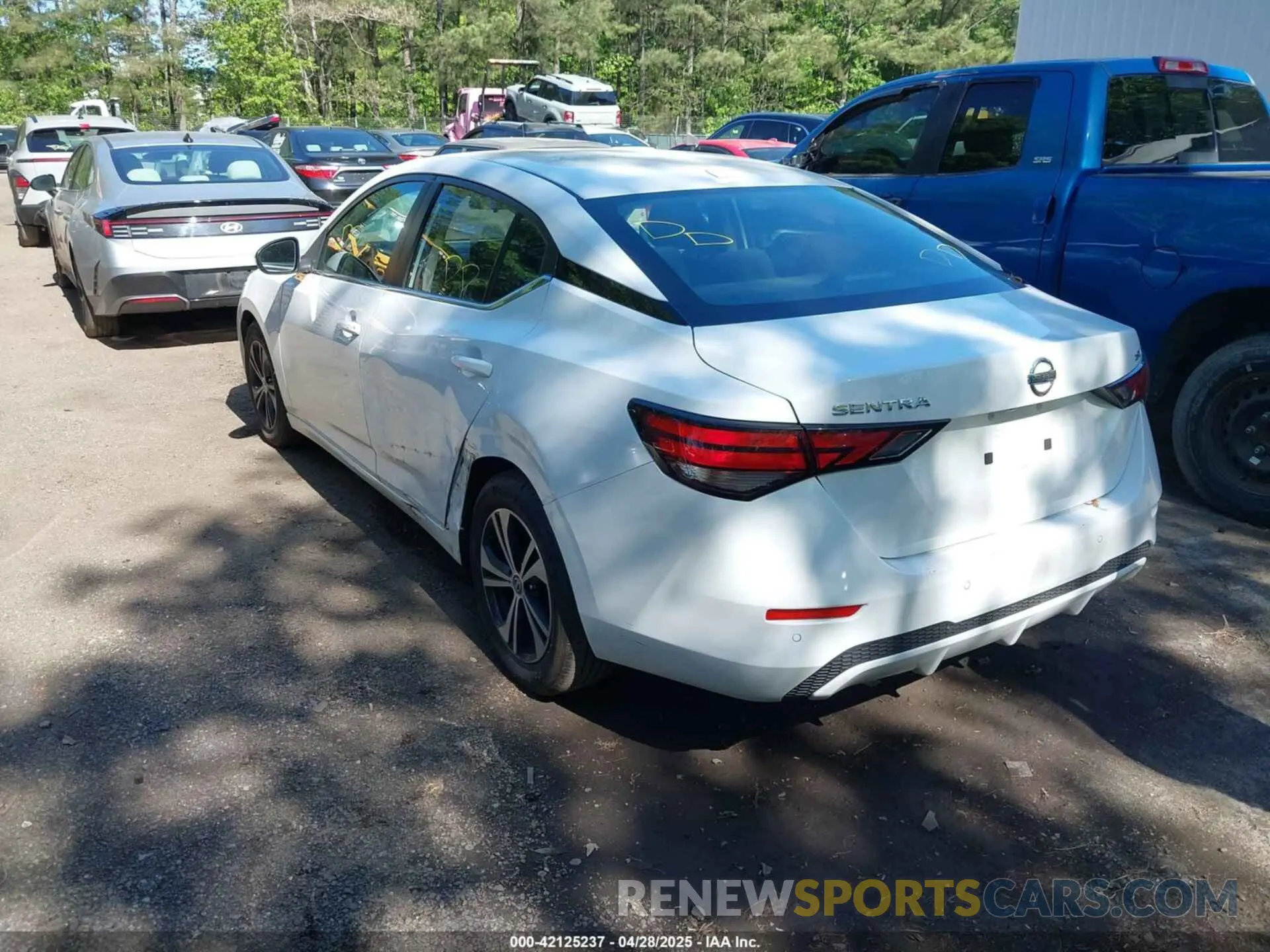 3 Фотография поврежденного автомобиля 3N1AB8CV0PY261345 NISSAN SENTRA 2023