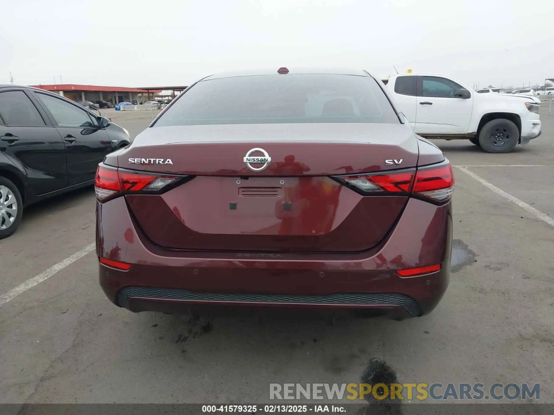 16 Photograph of a damaged car 3N1AB8CV0PY318725 NISSAN SENTRA 2023
