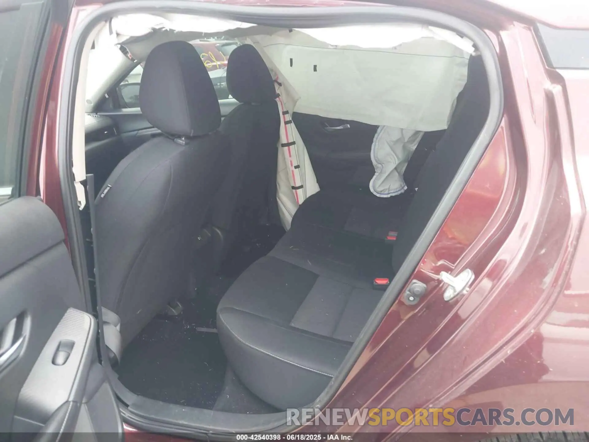 8 Photograph of a damaged car 3N1AB8CV2PY256180 NISSAN SENTRA 2023