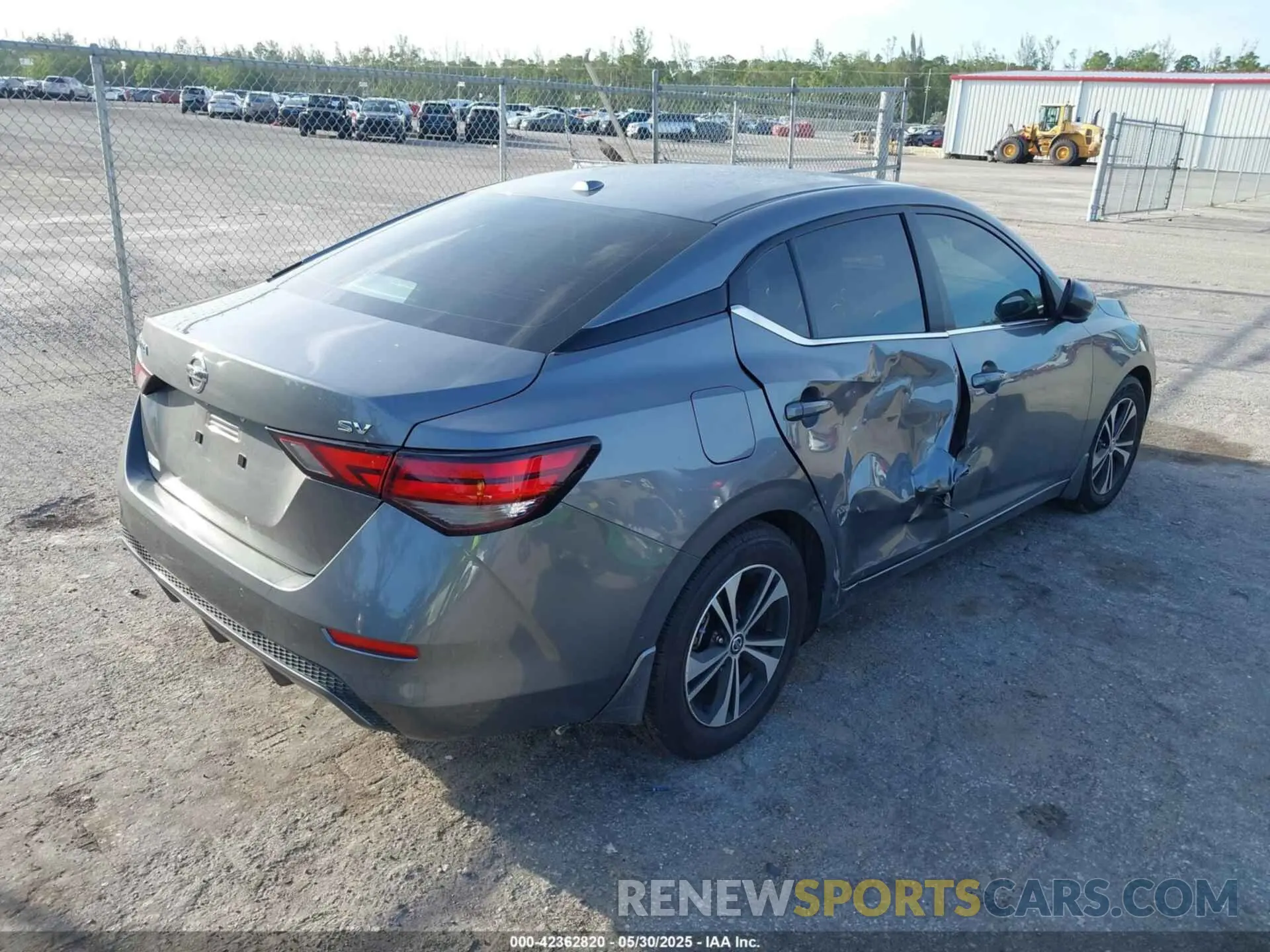 4 Фотография поврежденного автомобиля 3N1AB8CV3PY267558 NISSAN SENTRA 2023