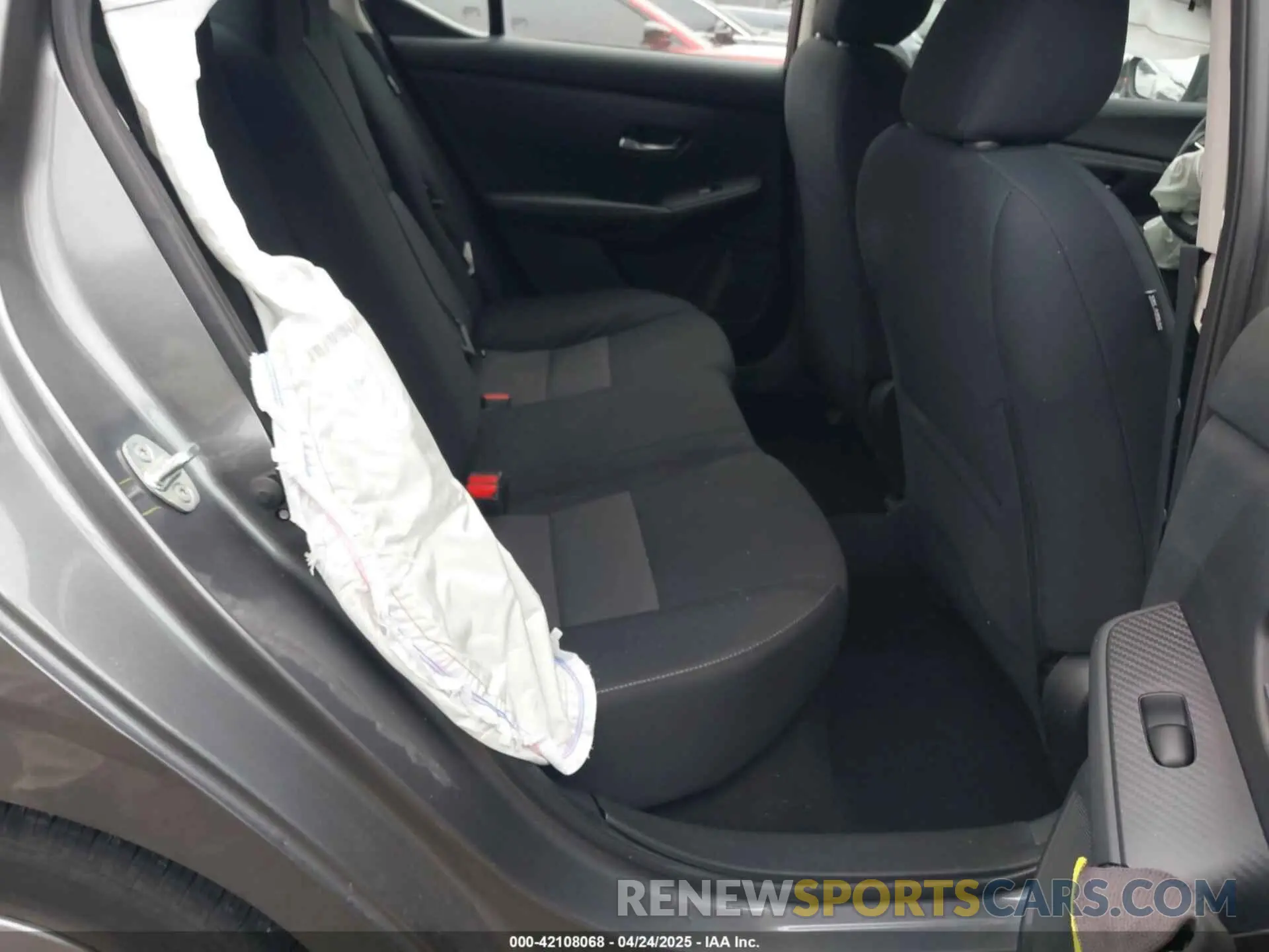 8 Photograph of a damaged car 3N1AB8CV4PY237856 NISSAN SENTRA 2023
