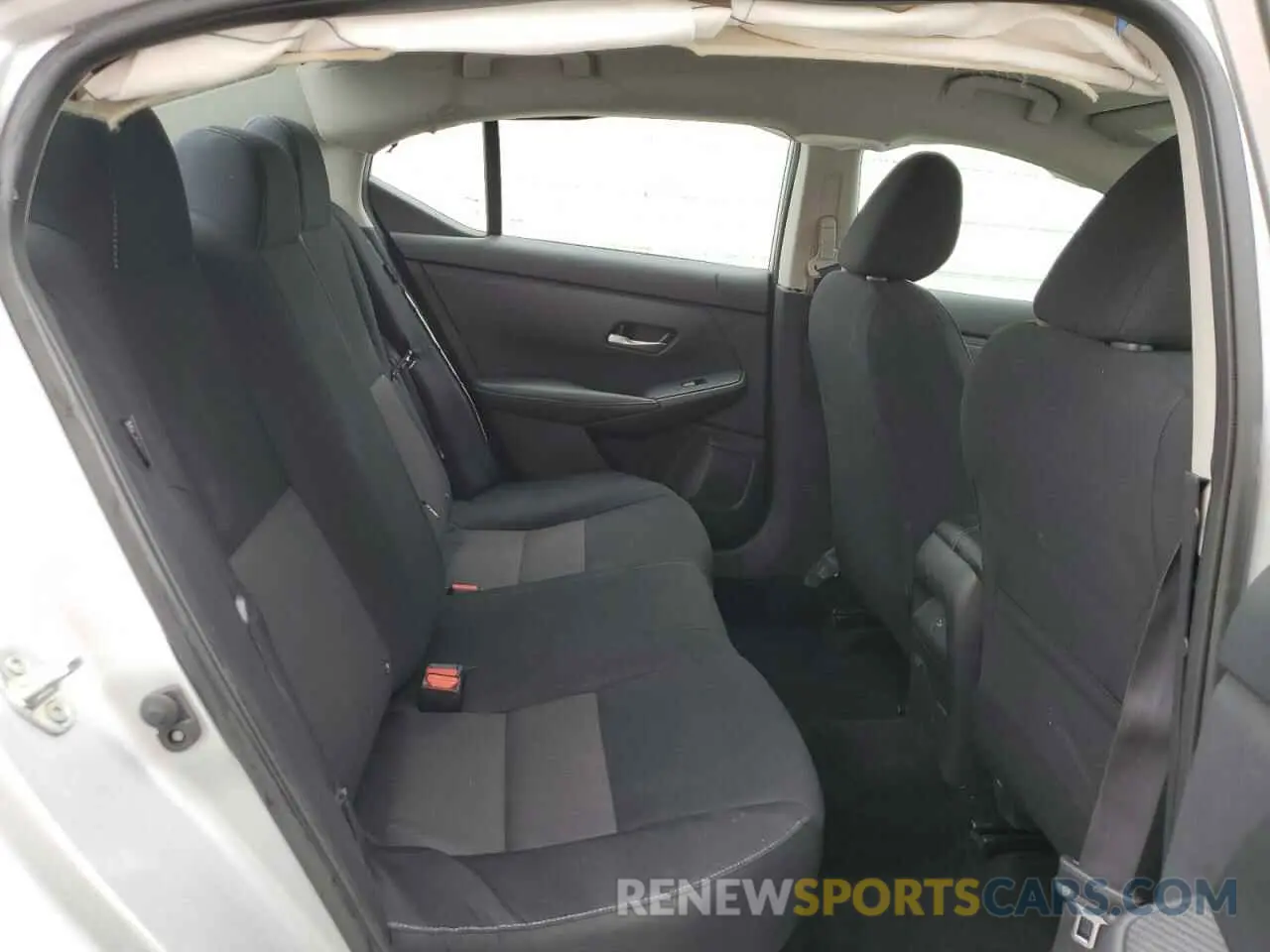 10 Фотография поврежденного автомобиля 3N1AB8CV4PY243026 NISSAN SENTRA 2023