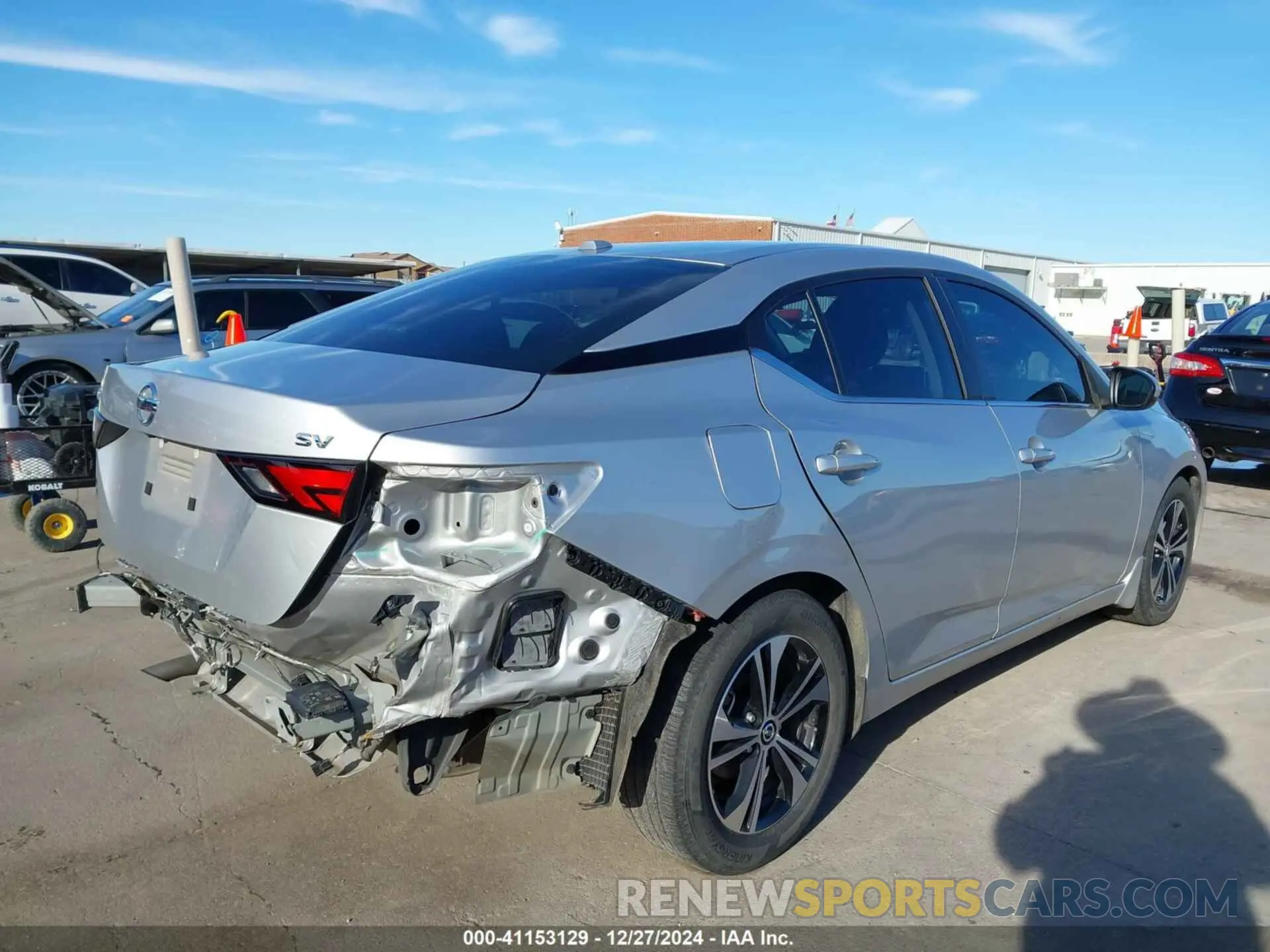 4 Фотография поврежденного автомобиля 3N1AB8CV4PY271277 NISSAN SENTRA 2023