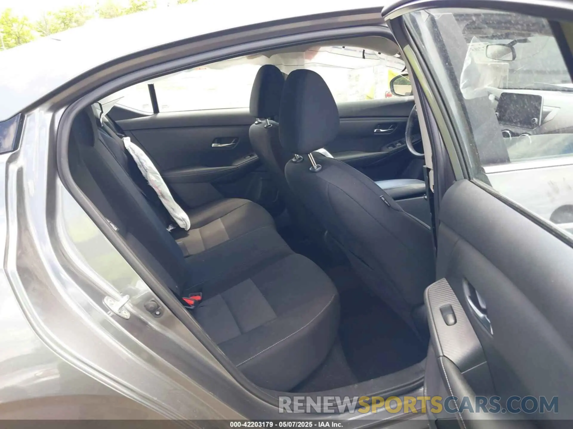 8 Photograph of a damaged car 3N1AB8CV5PY244993 NISSAN SENTRA 2023