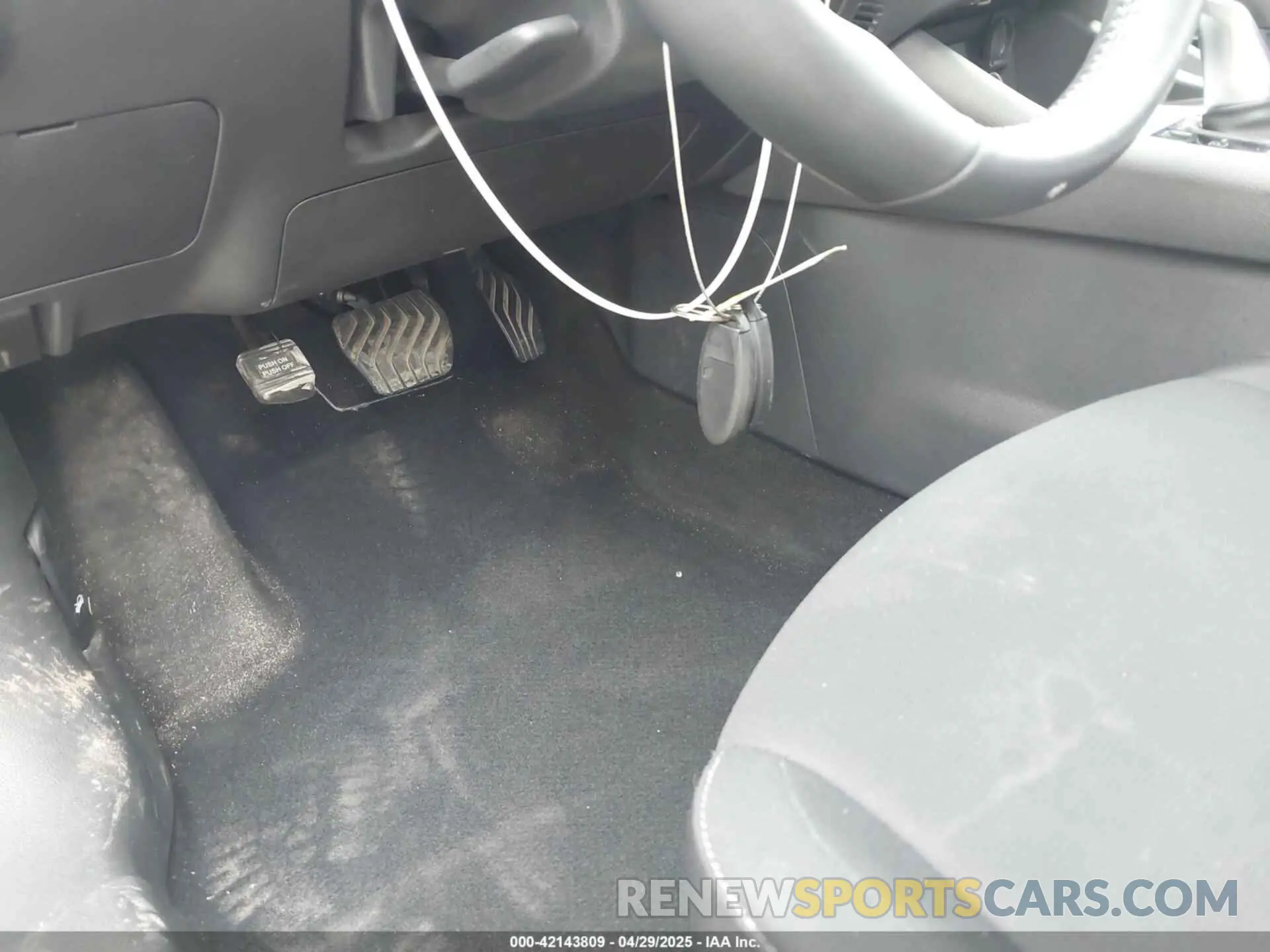 11 Фотография поврежденного автомобиля 3N1AB8CV5PY266010 NISSAN SENTRA 2023