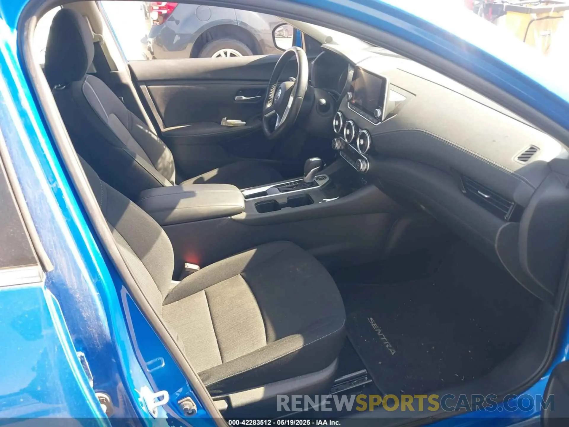 5 Photograph of a damaged car 3N1AB8CV5PY288041 NISSAN SENTRA 2023