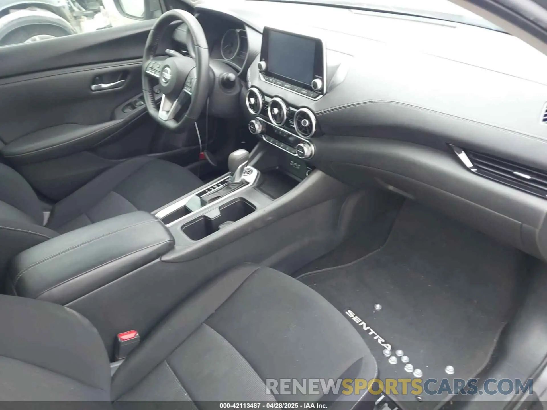 5 Фотография поврежденного автомобиля 3N1AB8CV5PY298956 NISSAN SENTRA 2023
