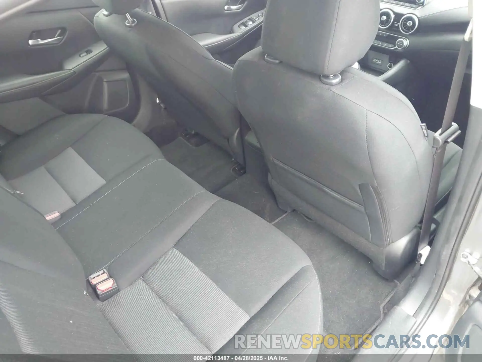 8 Фотография поврежденного автомобиля 3N1AB8CV5PY298956 NISSAN SENTRA 2023