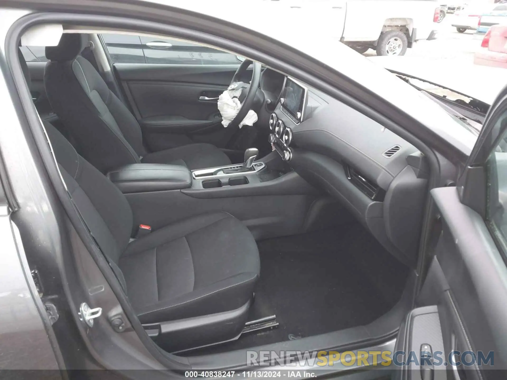 5 Фотография поврежденного автомобиля 3N1AB8CV6PY289599 NISSAN SENTRA 2023