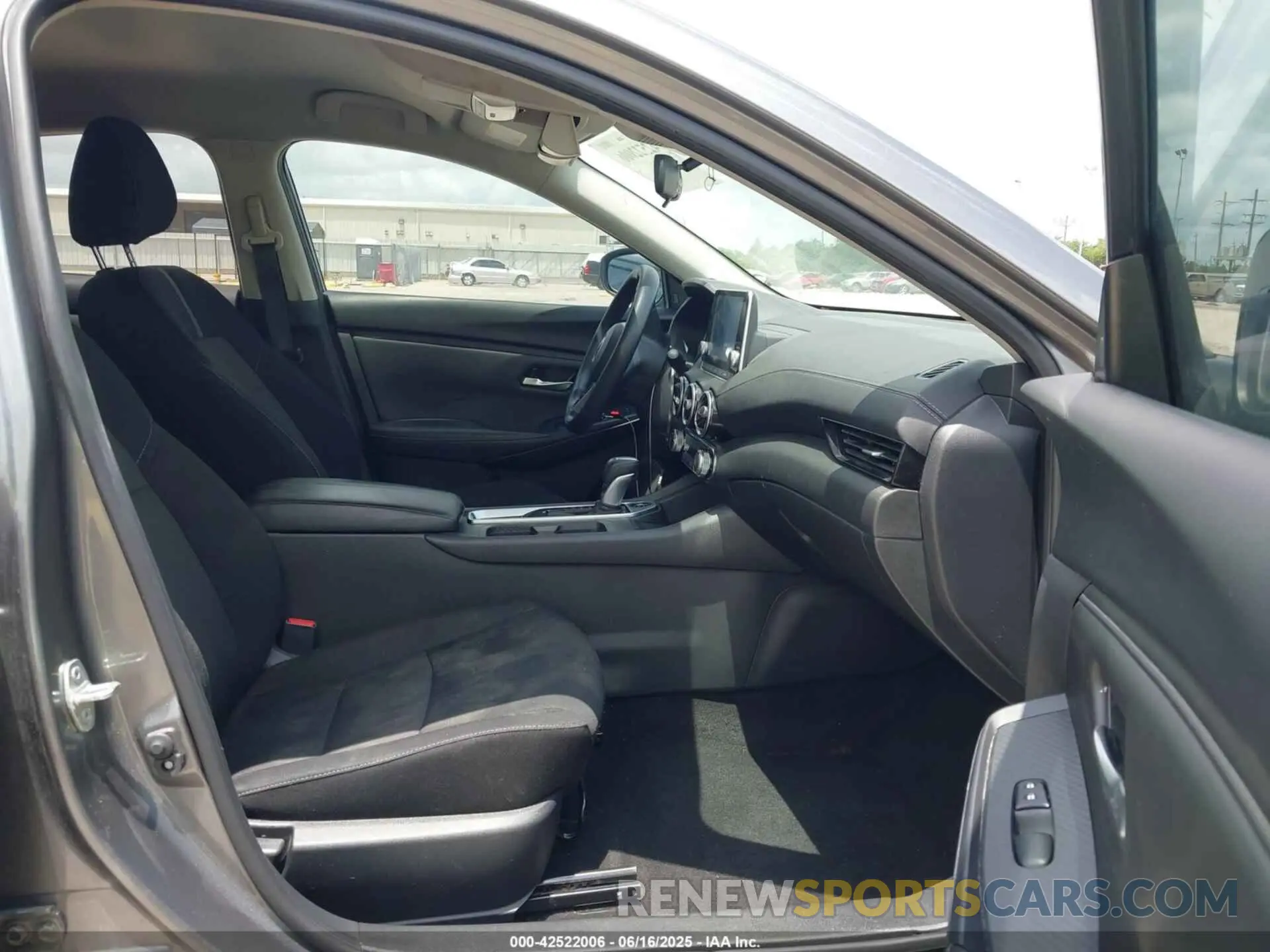 5 Фотография поврежденного автомобиля 3N1AB8CV6PY320575 NISSAN SENTRA 2023
