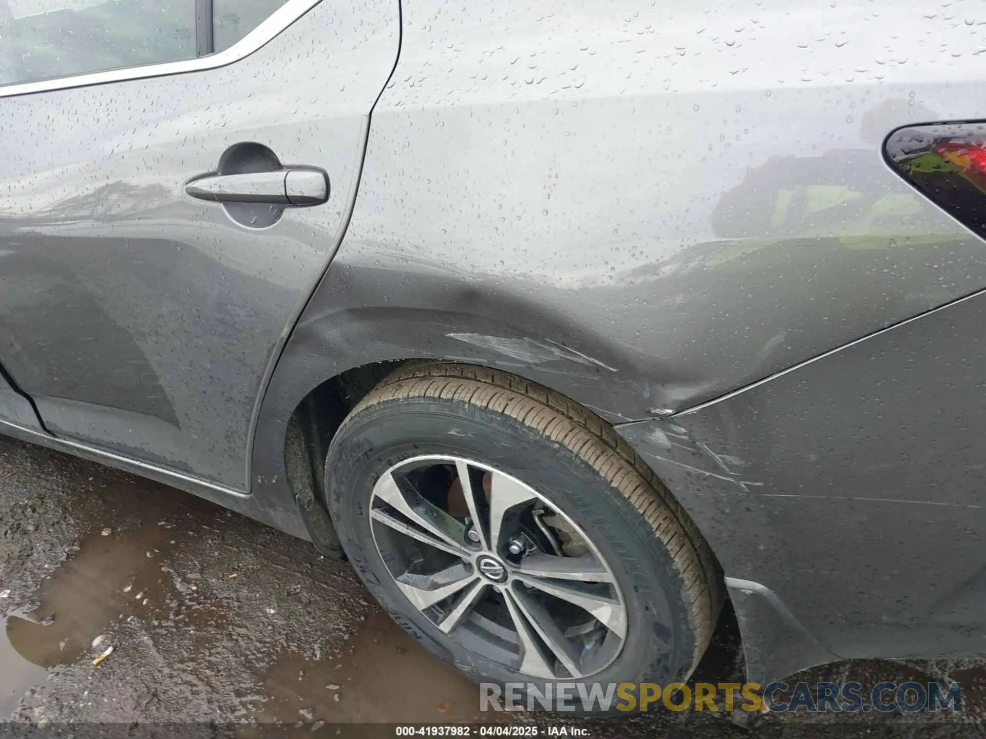 19 Фотография поврежденного автомобиля 3N1AB8CV7PY322349 NISSAN SENTRA 2023