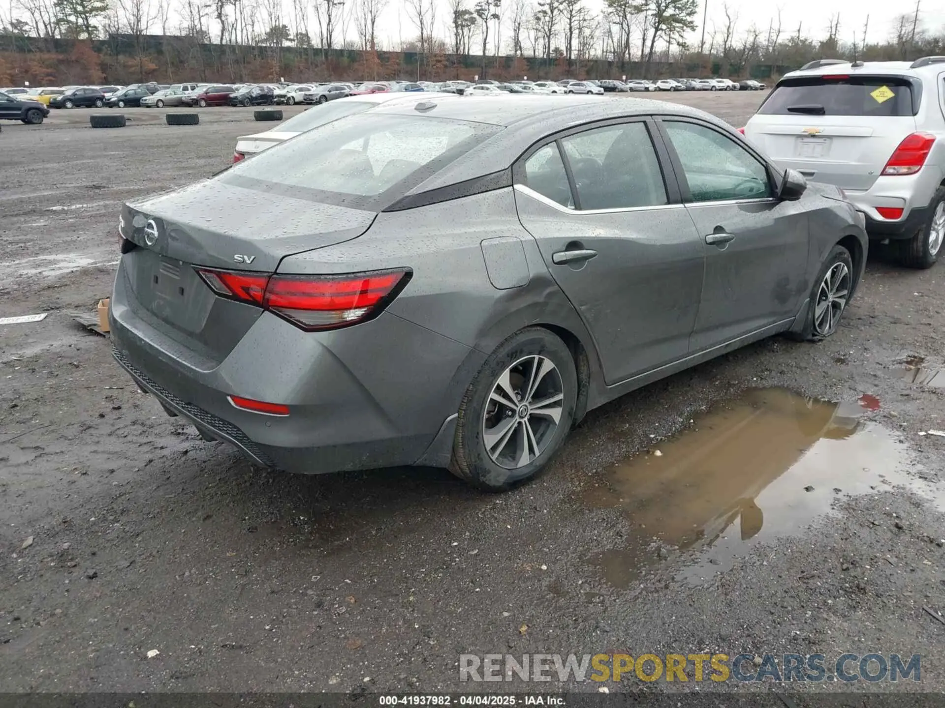 4 Фотография поврежденного автомобиля 3N1AB8CV7PY322349 NISSAN SENTRA 2023