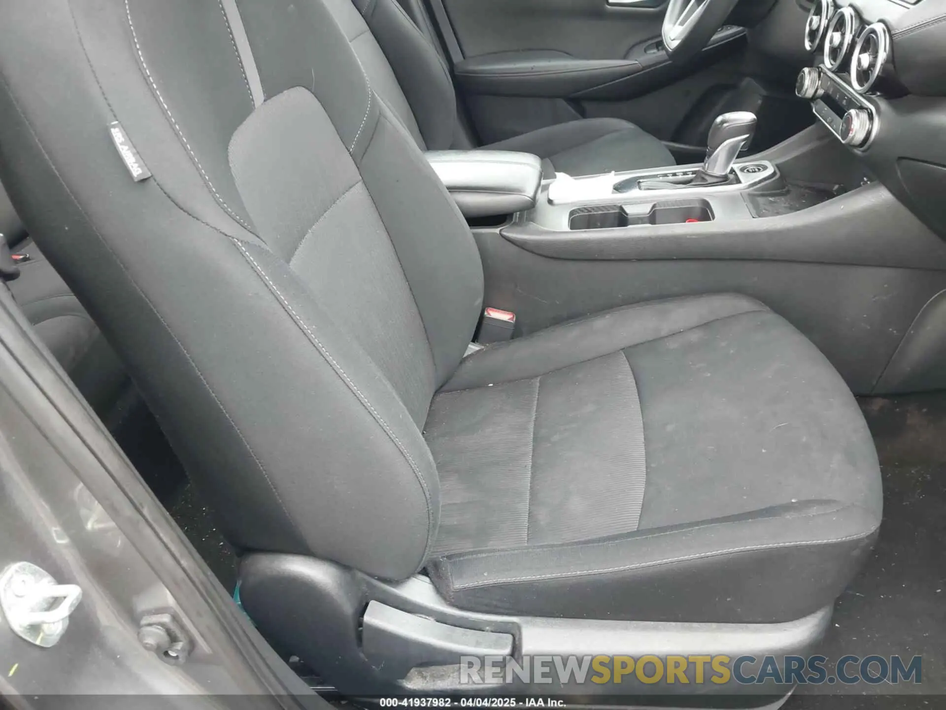 5 Фотография поврежденного автомобиля 3N1AB8CV7PY322349 NISSAN SENTRA 2023