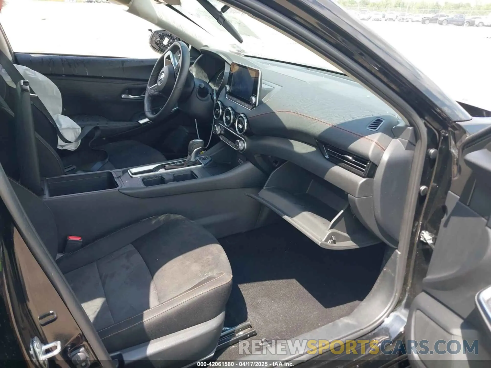5 Фотография поврежденного автомобиля 3N1AB8DV0PY311756 NISSAN SENTRA 2023