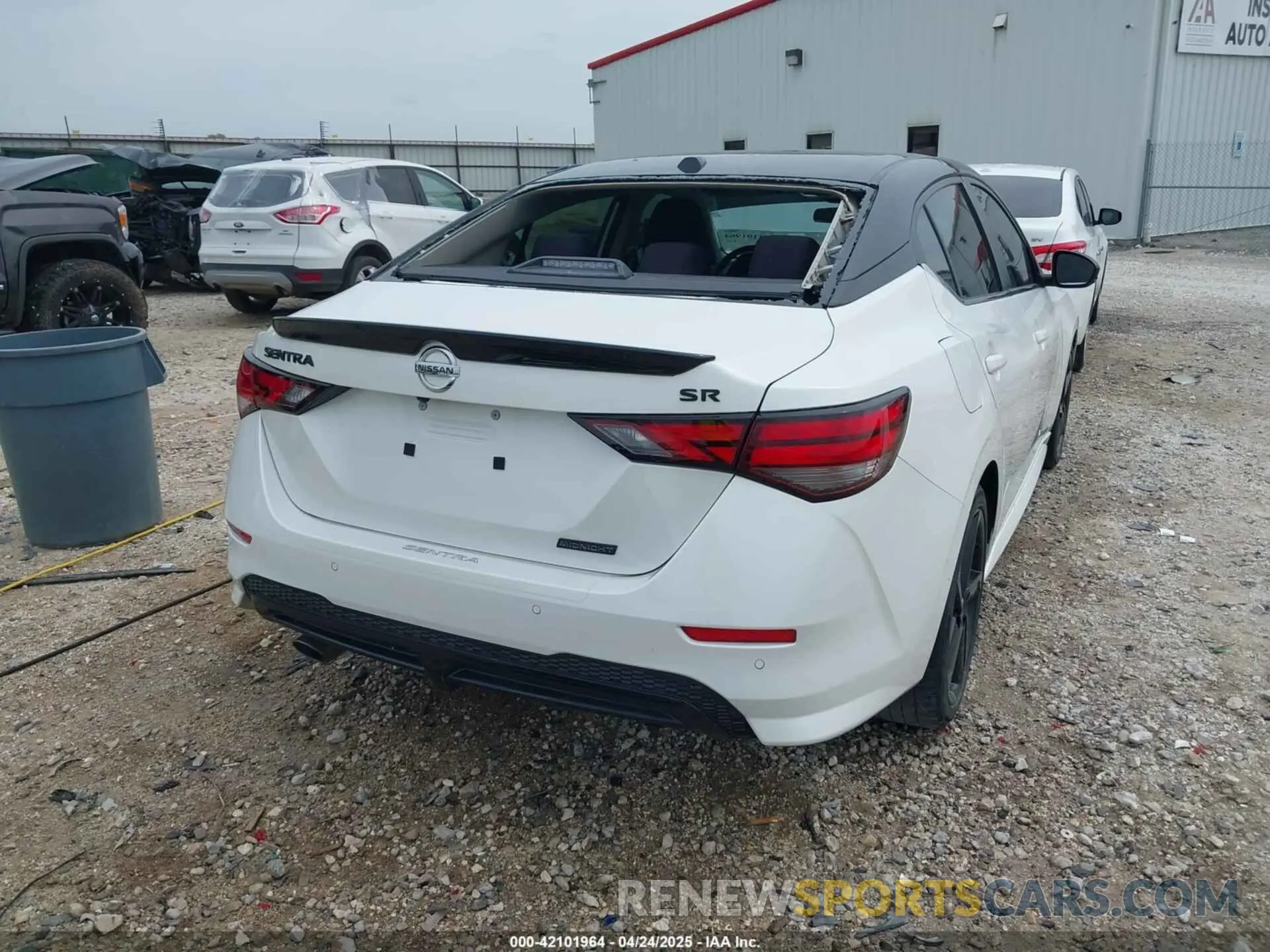 4 Фотография поврежденного автомобиля 3N1AB8DV1PY286317 NISSAN SENTRA 2023