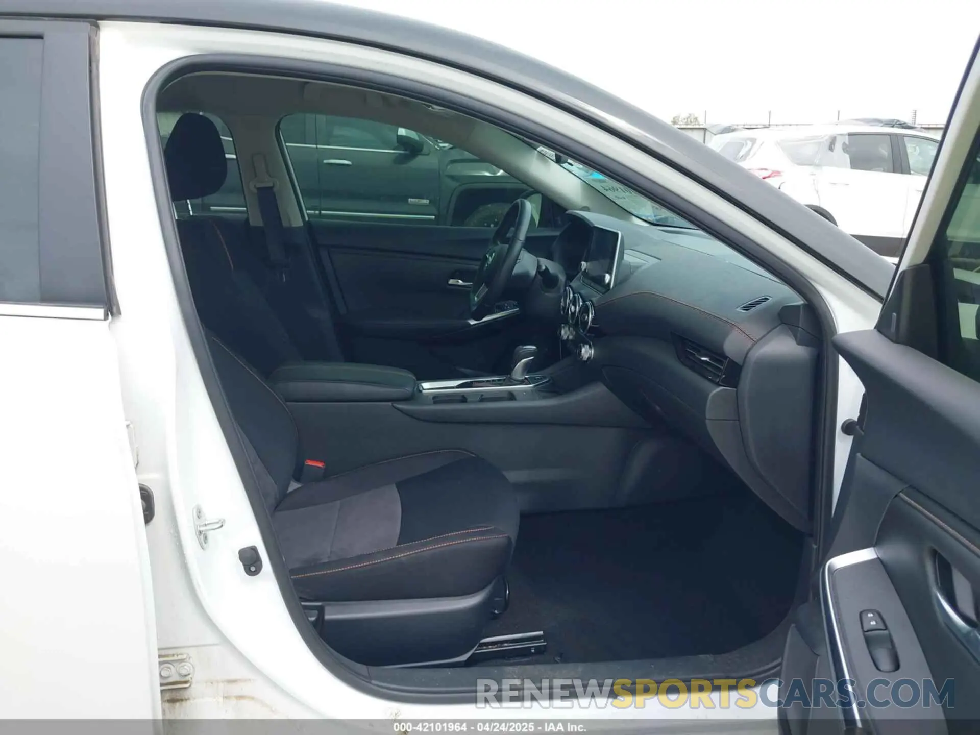 5 Фотография поврежденного автомобиля 3N1AB8DV1PY286317 NISSAN SENTRA 2023