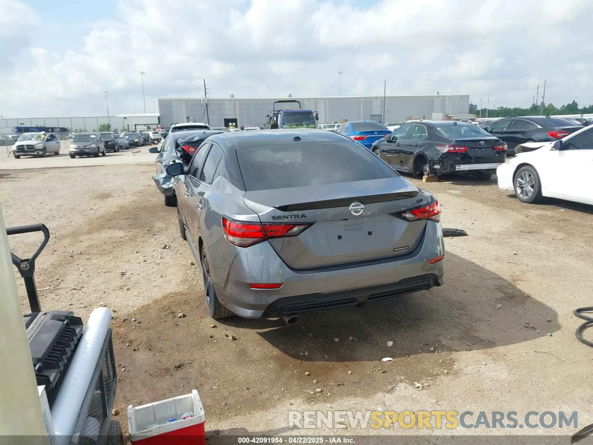3 Фотография поврежденного автомобиля 3N1AB8DV6PY292954 NISSAN SENTRA 2023