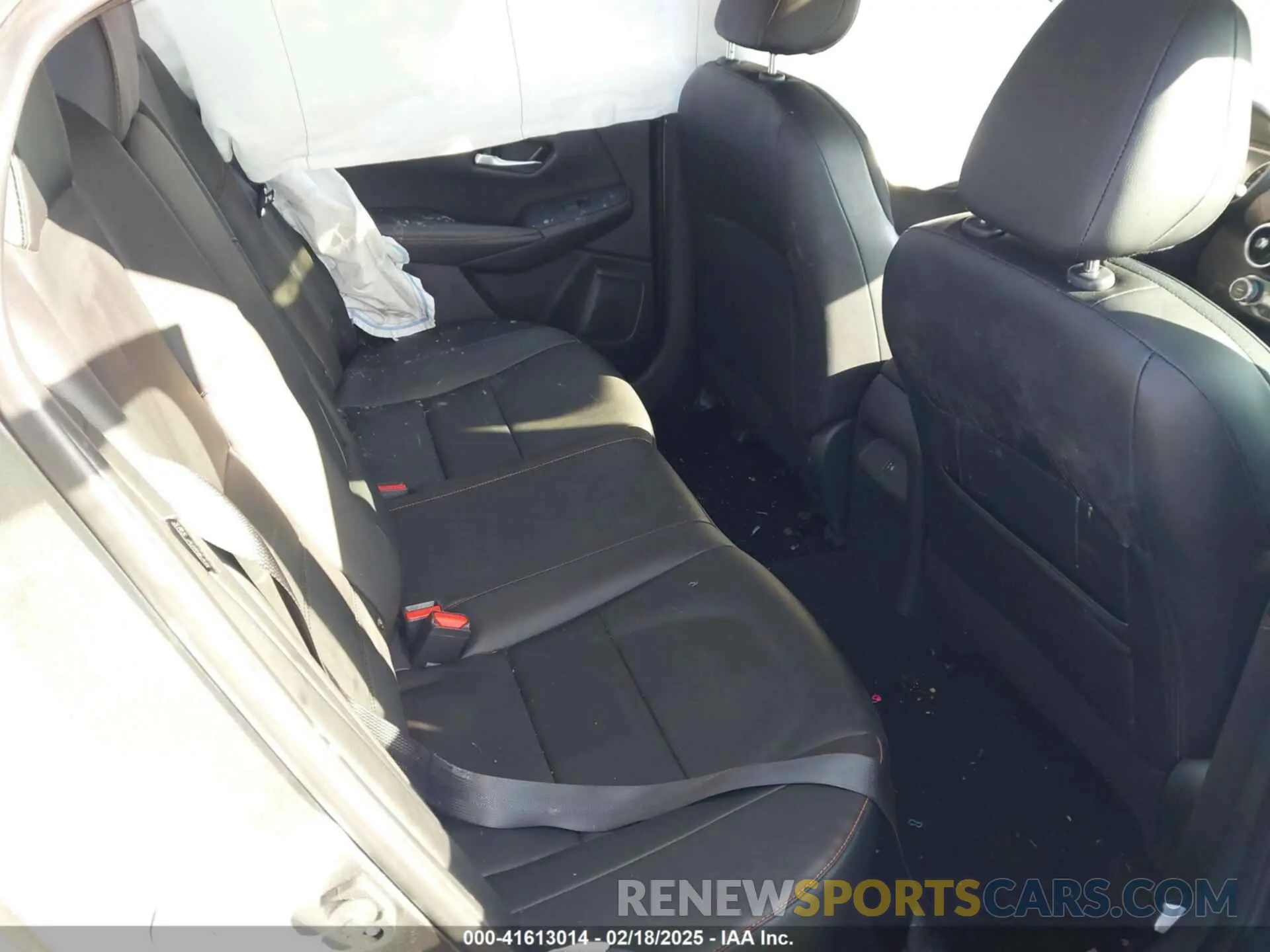 8 Photograph of a damaged car 3N1AB8DV6PY304231 NISSAN SENTRA 2023