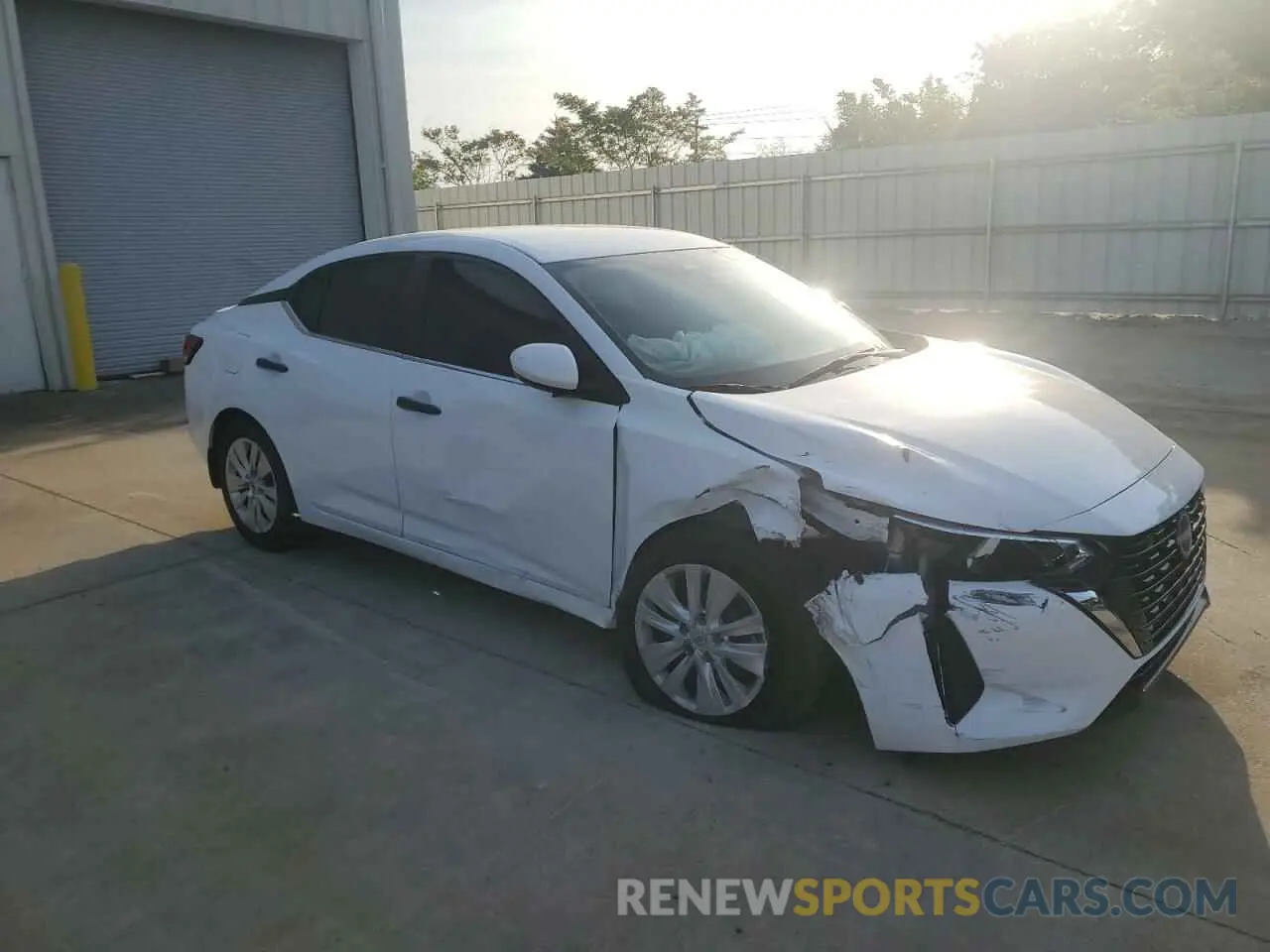 4 Фотография поврежденного автомобиля 3N1AB8BV0RY202557 NISSAN SENTRA 2024