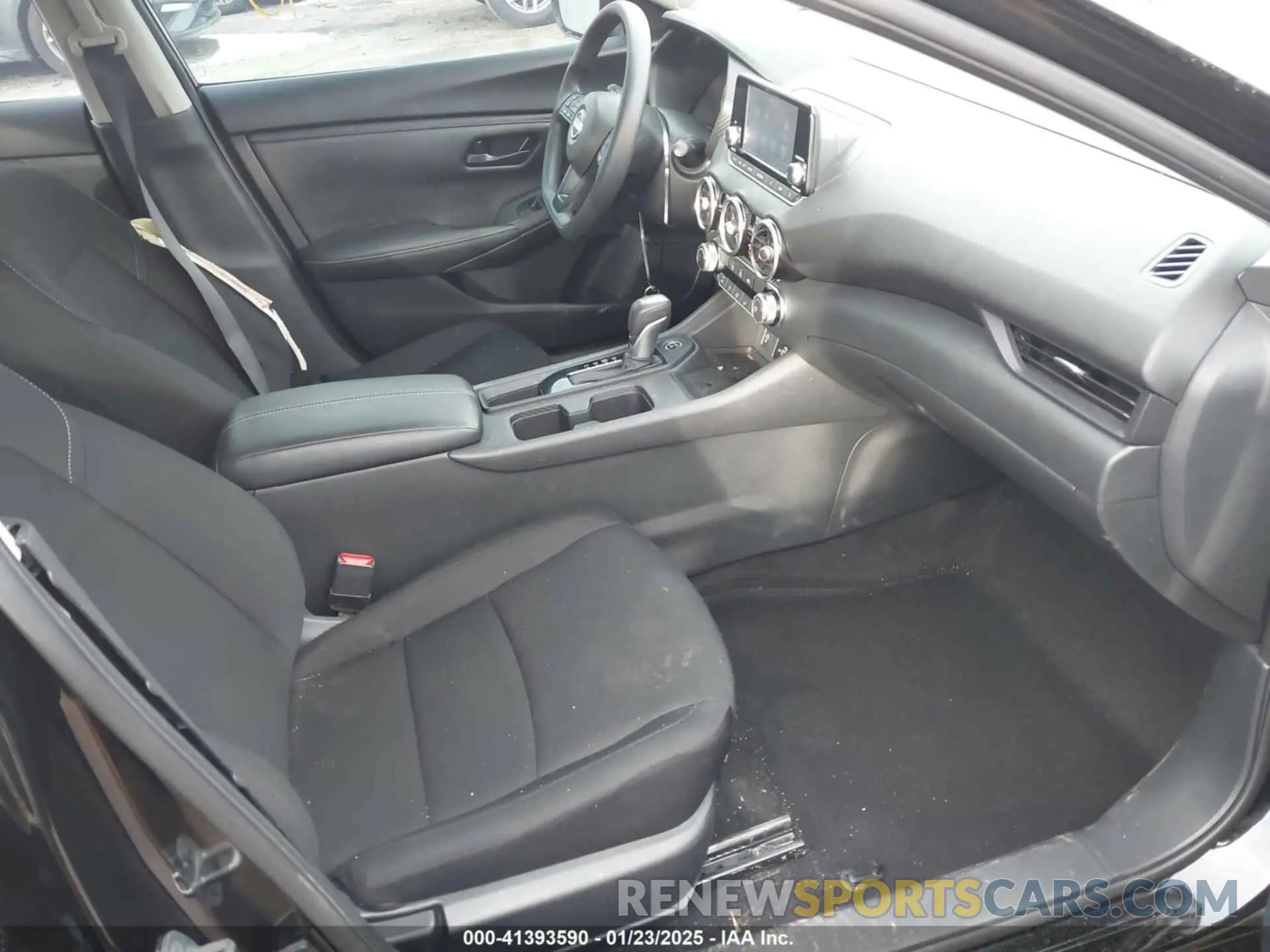 5 Photograph of a damaged car 3N1AB8BV1RY323923 NISSAN SENTRA 2024
