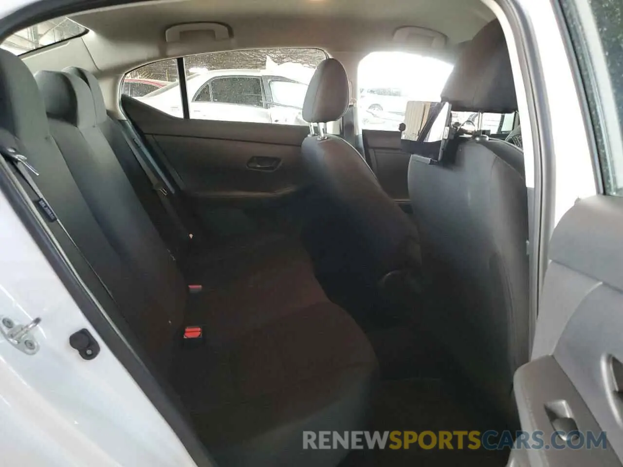 10 Фотография поврежденного автомобиля 3N1AB8BV2RY220946 NISSAN SENTRA 2024