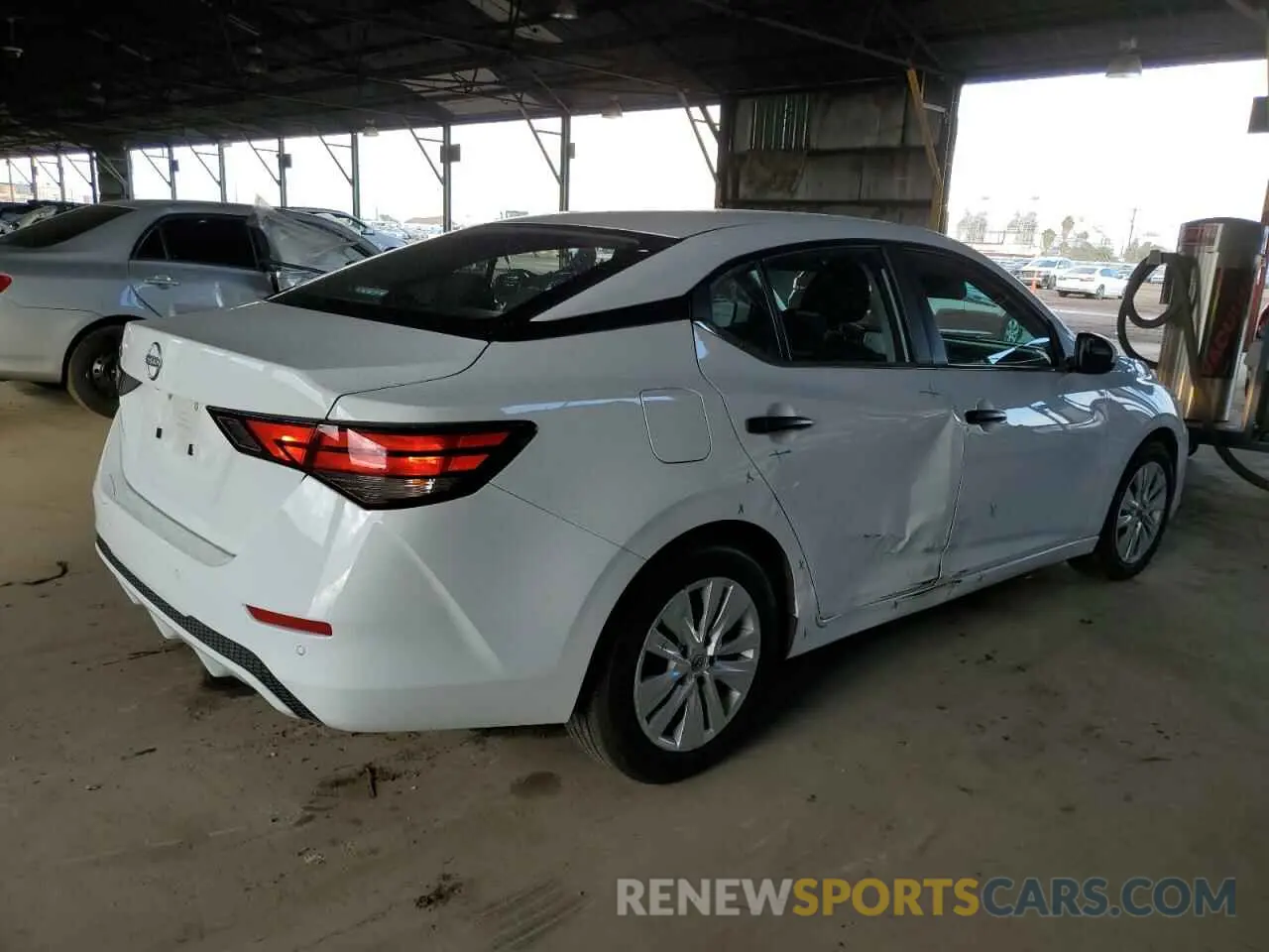 3 Фотография поврежденного автомобиля 3N1AB8BV2RY220946 NISSAN SENTRA 2024