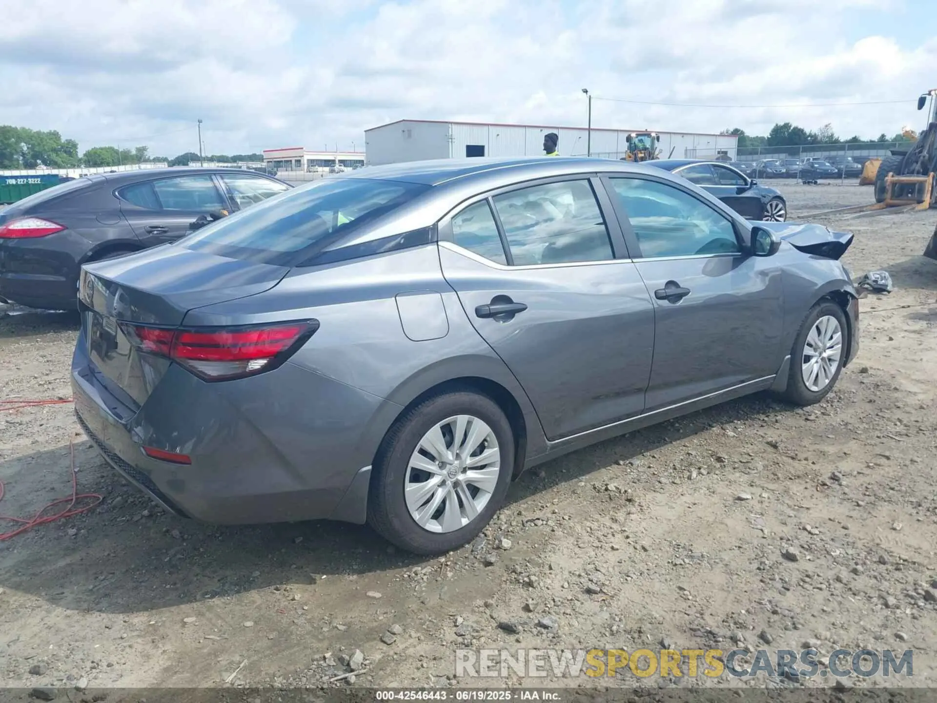 4 Фотография поврежденного автомобиля 3N1AB8BV2RY304541 NISSAN SENTRA 2024