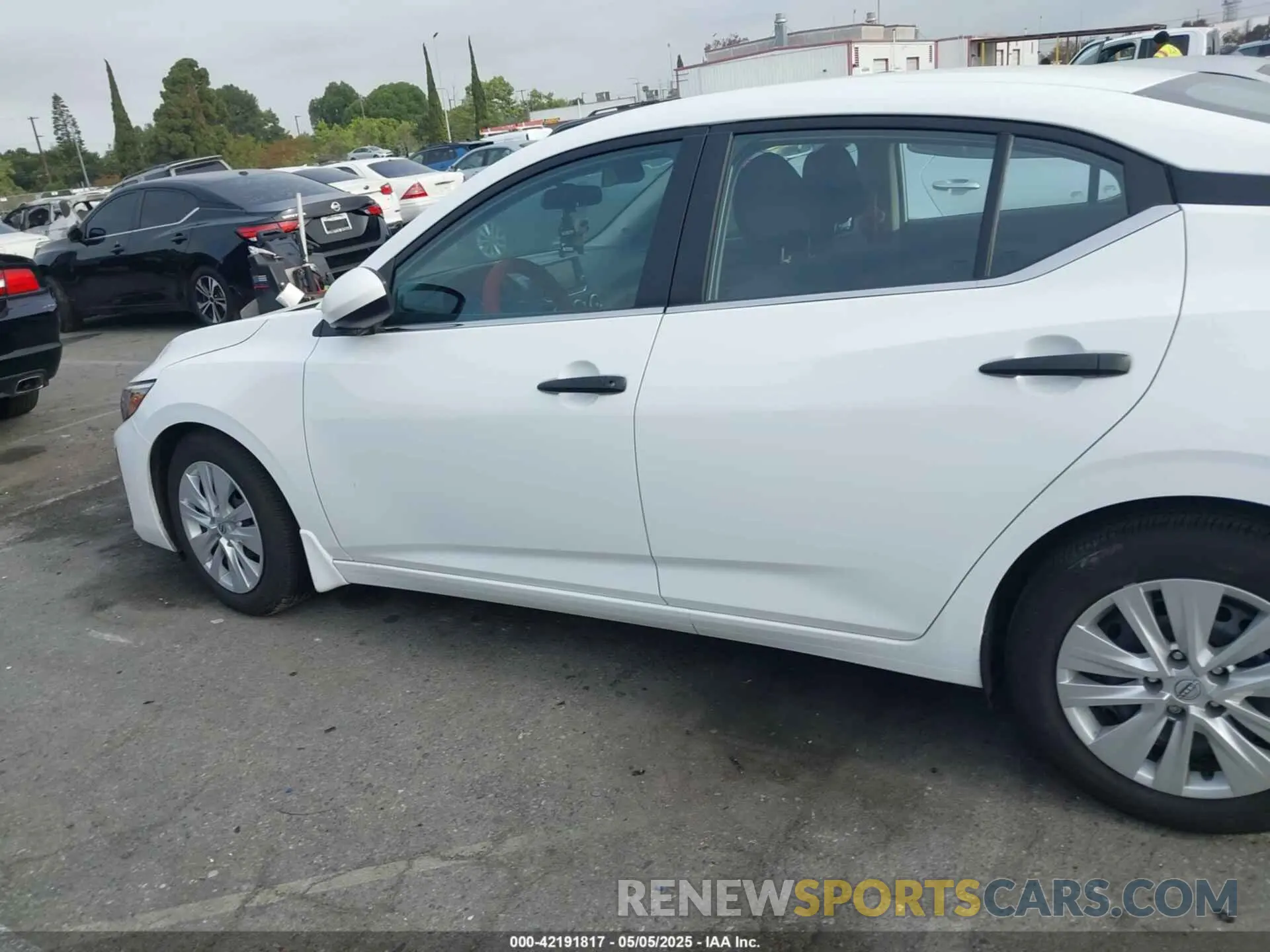 14 Фотография поврежденного автомобиля 3N1AB8BV2RY365243 NISSAN SENTRA 2024