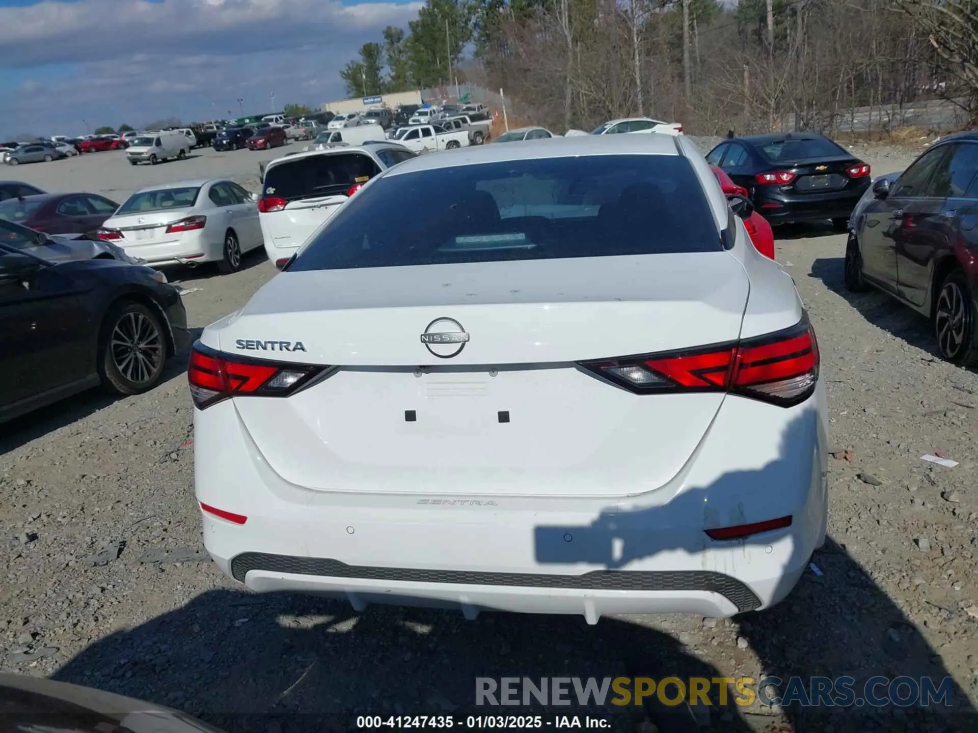 16 Photograph of a damaged car 3N1AB8BV3RY205873 NISSAN SENTRA 2024