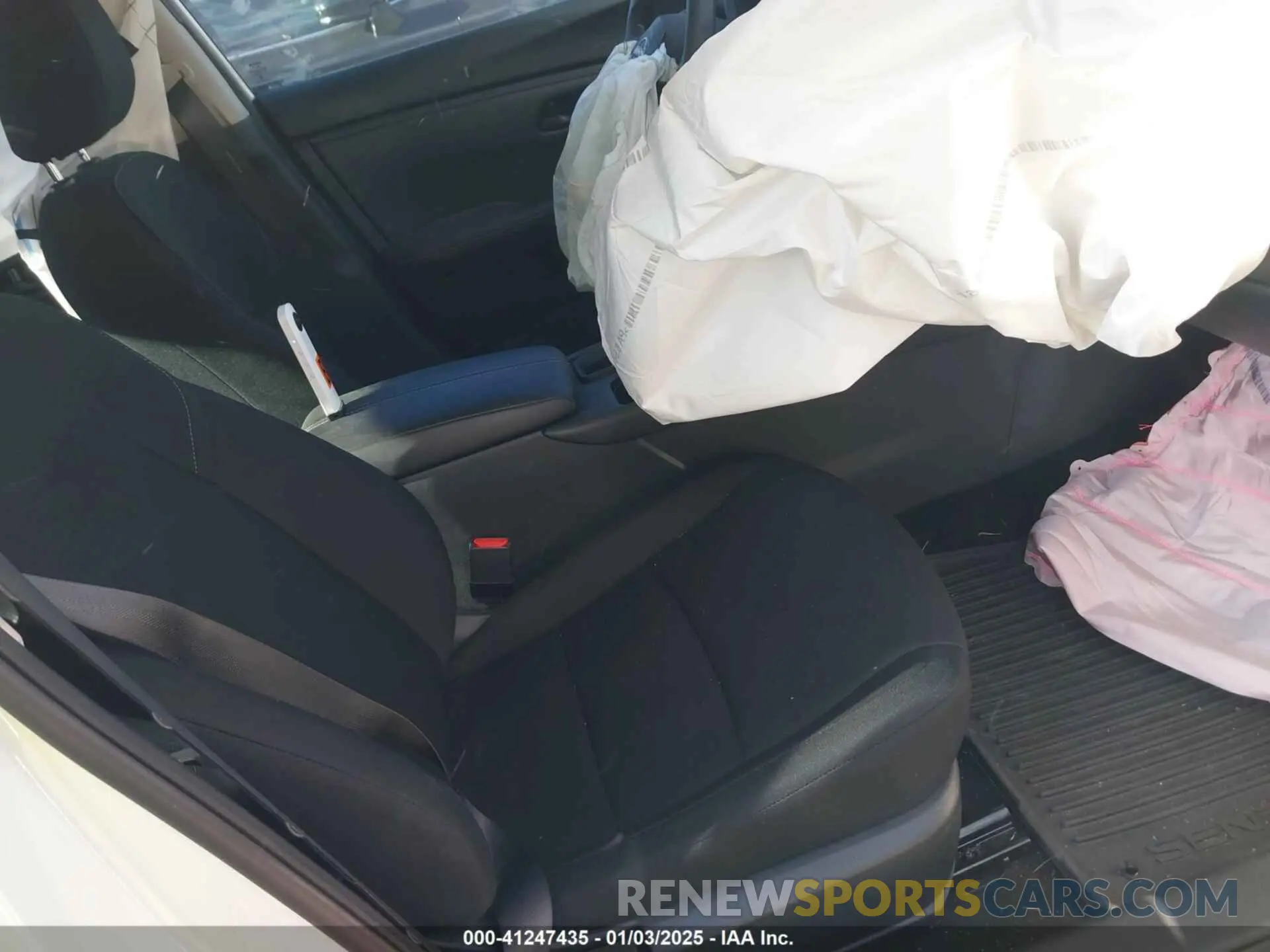 5 Photograph of a damaged car 3N1AB8BV3RY205873 NISSAN SENTRA 2024
