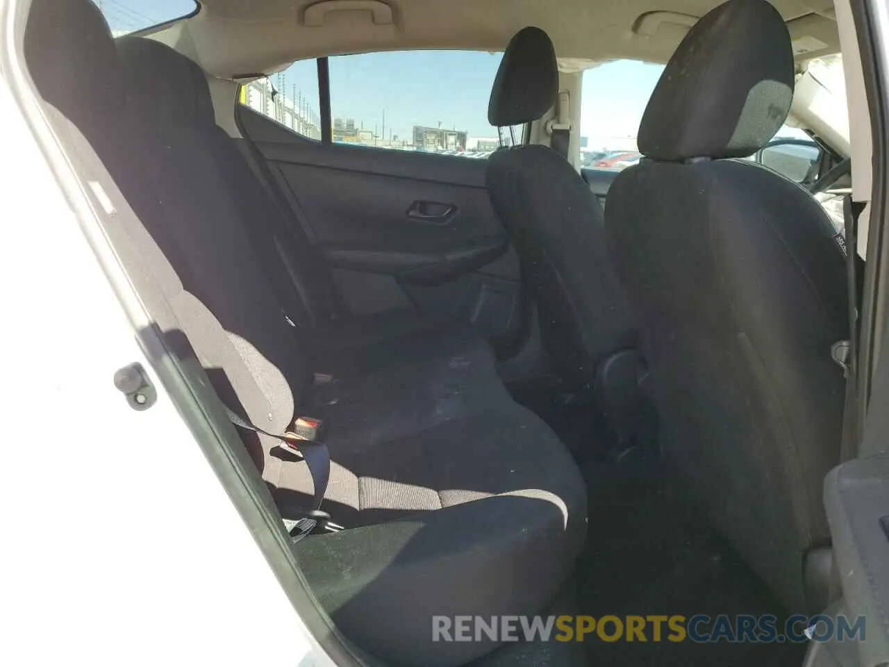 10 Фотография поврежденного автомобиля 3N1AB8BV4RY206174 NISSAN SENTRA 2024