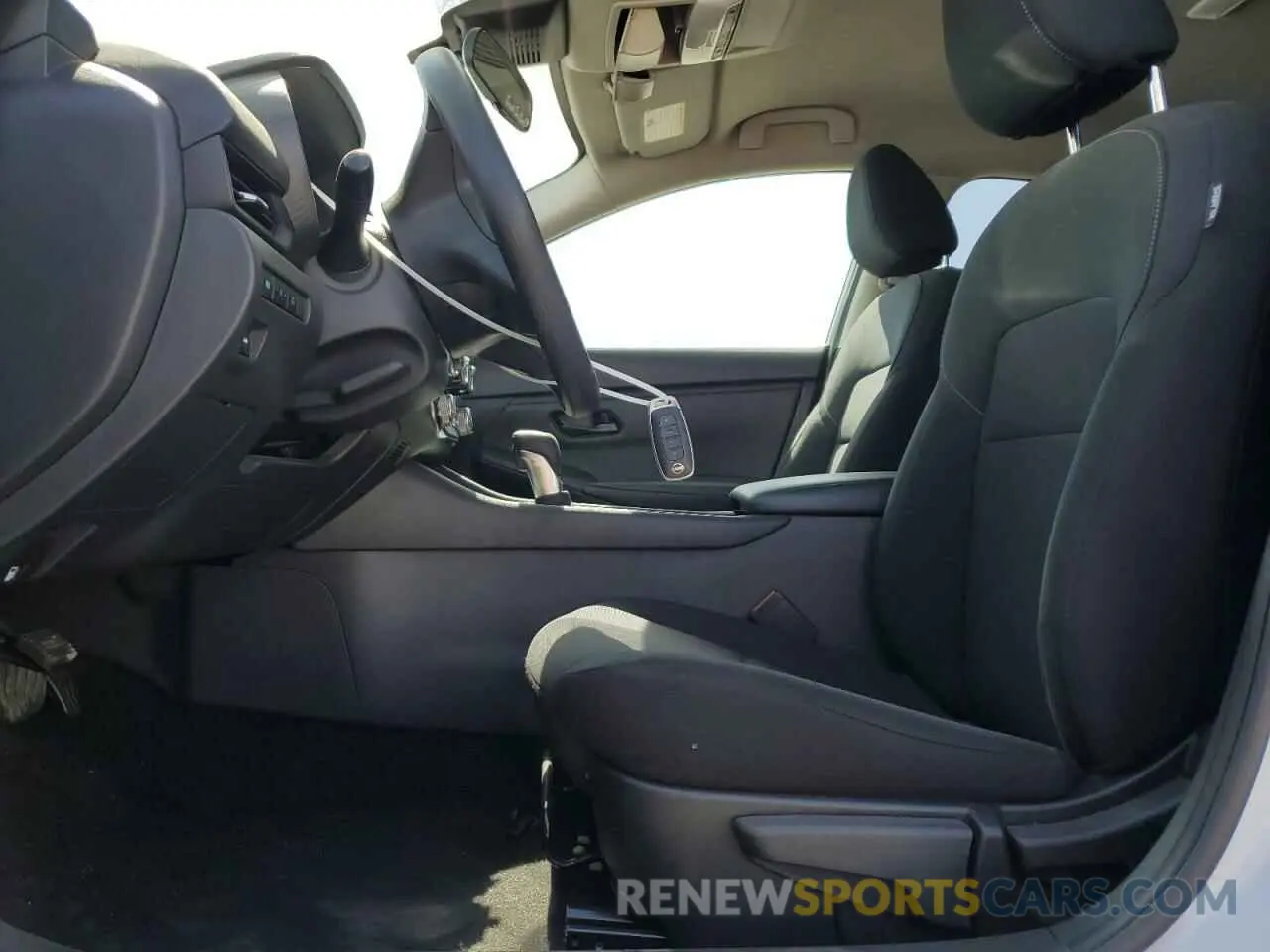 7 Photograph of a damaged car 3N1AB8BV4RY213688 NISSAN SENTRA 2024