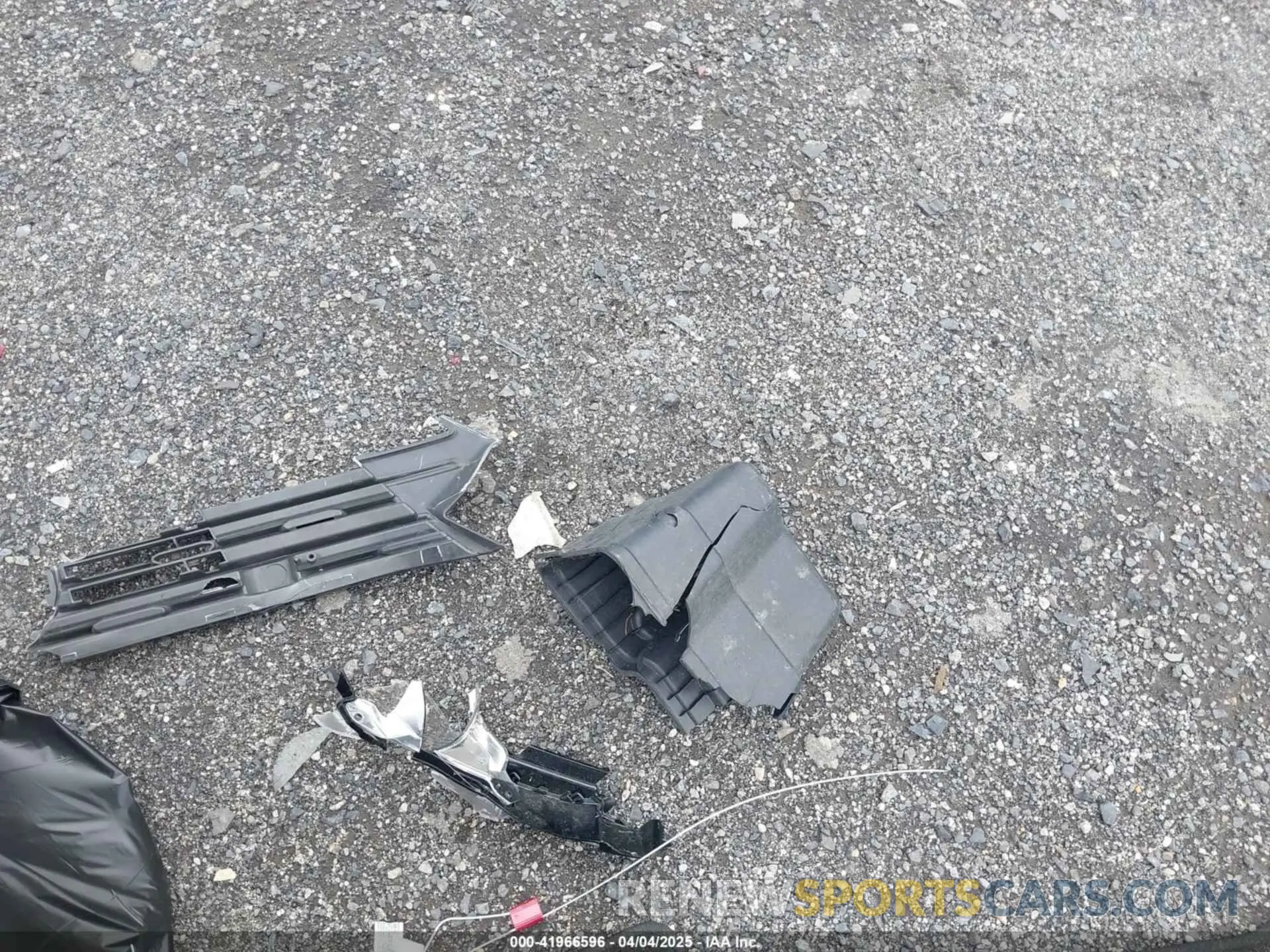 12 Фотография поврежденного автомобиля 3N1AB8BV4RY272627 NISSAN SENTRA 2024