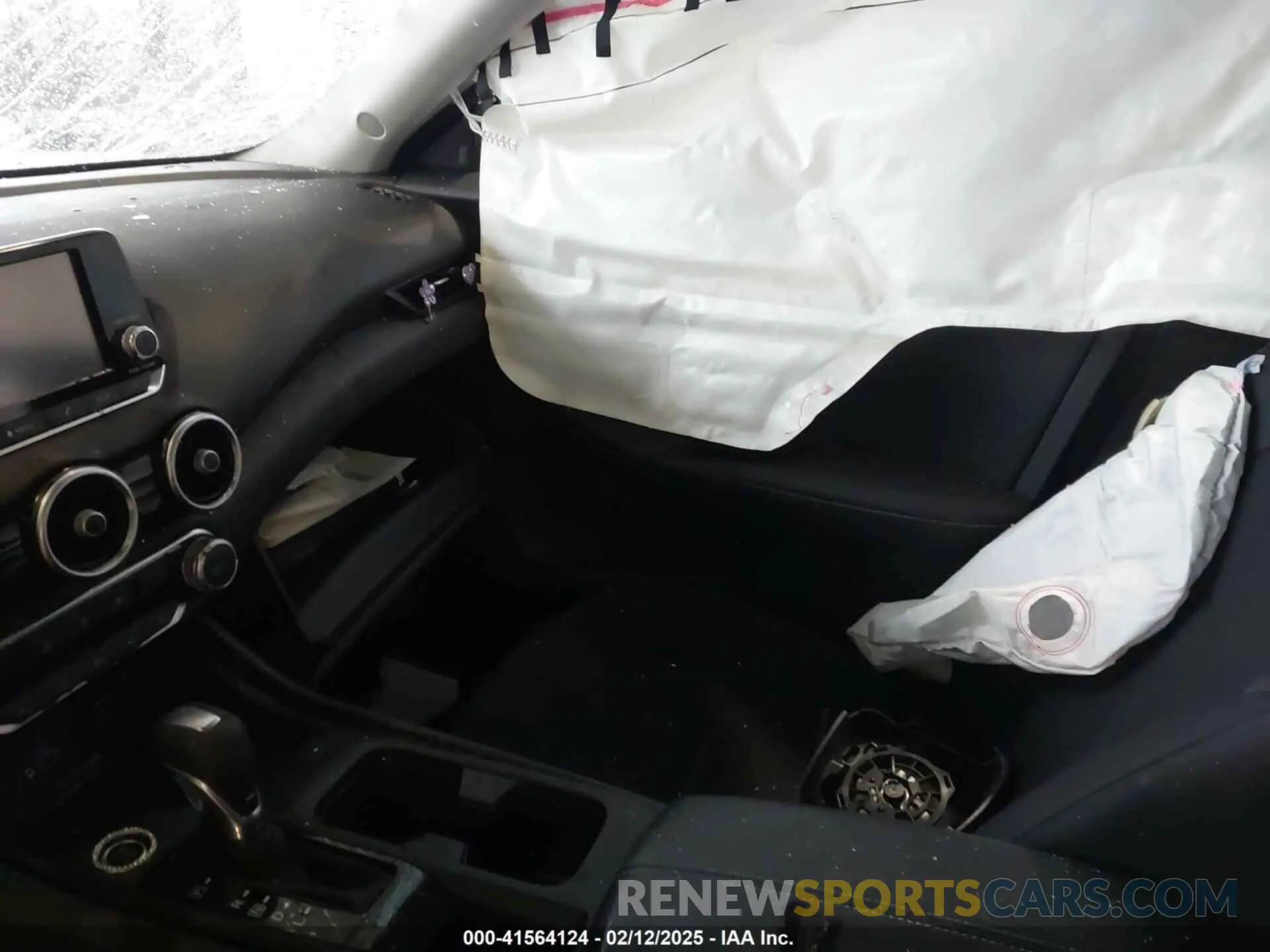 5 Фотография поврежденного автомобиля 3N1AB8BV5RY306543 NISSAN SENTRA 2024
