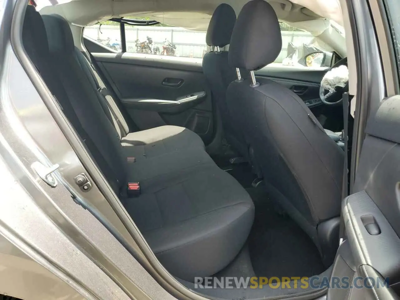 10 Фотография поврежденного автомобиля 3N1AB8BV5RY326128 NISSAN SENTRA 2024