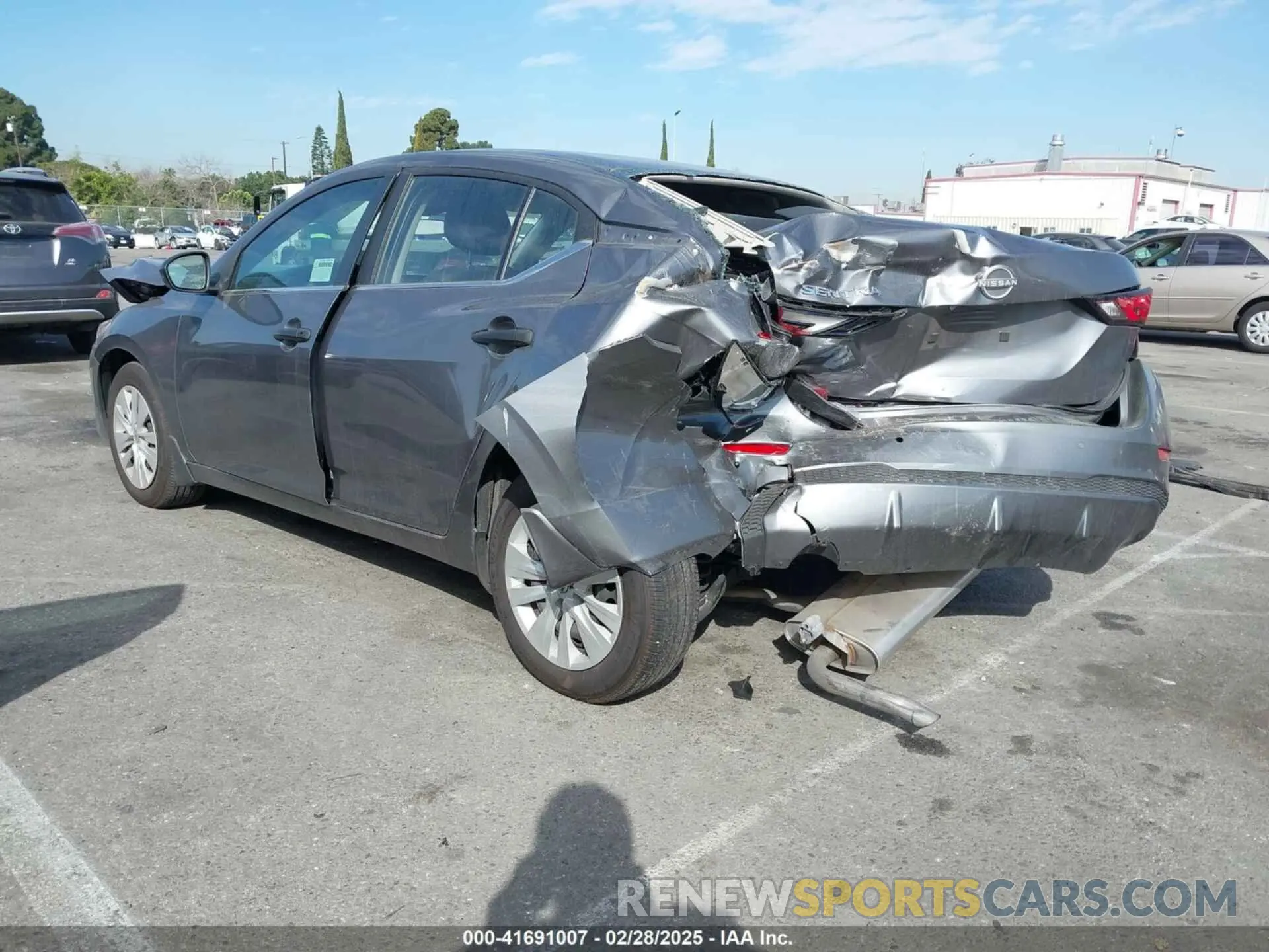 3 Фотография поврежденного автомобиля 3N1AB8BV6RY275240 NISSAN SENTRA 2024