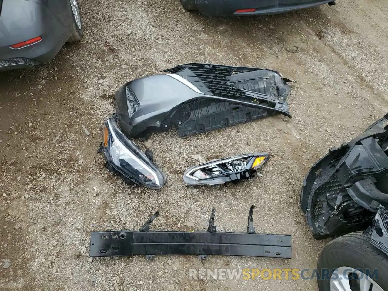 12 Photograph of a damaged car 3N1AB8BV7RY270810 NISSAN SENTRA 2024