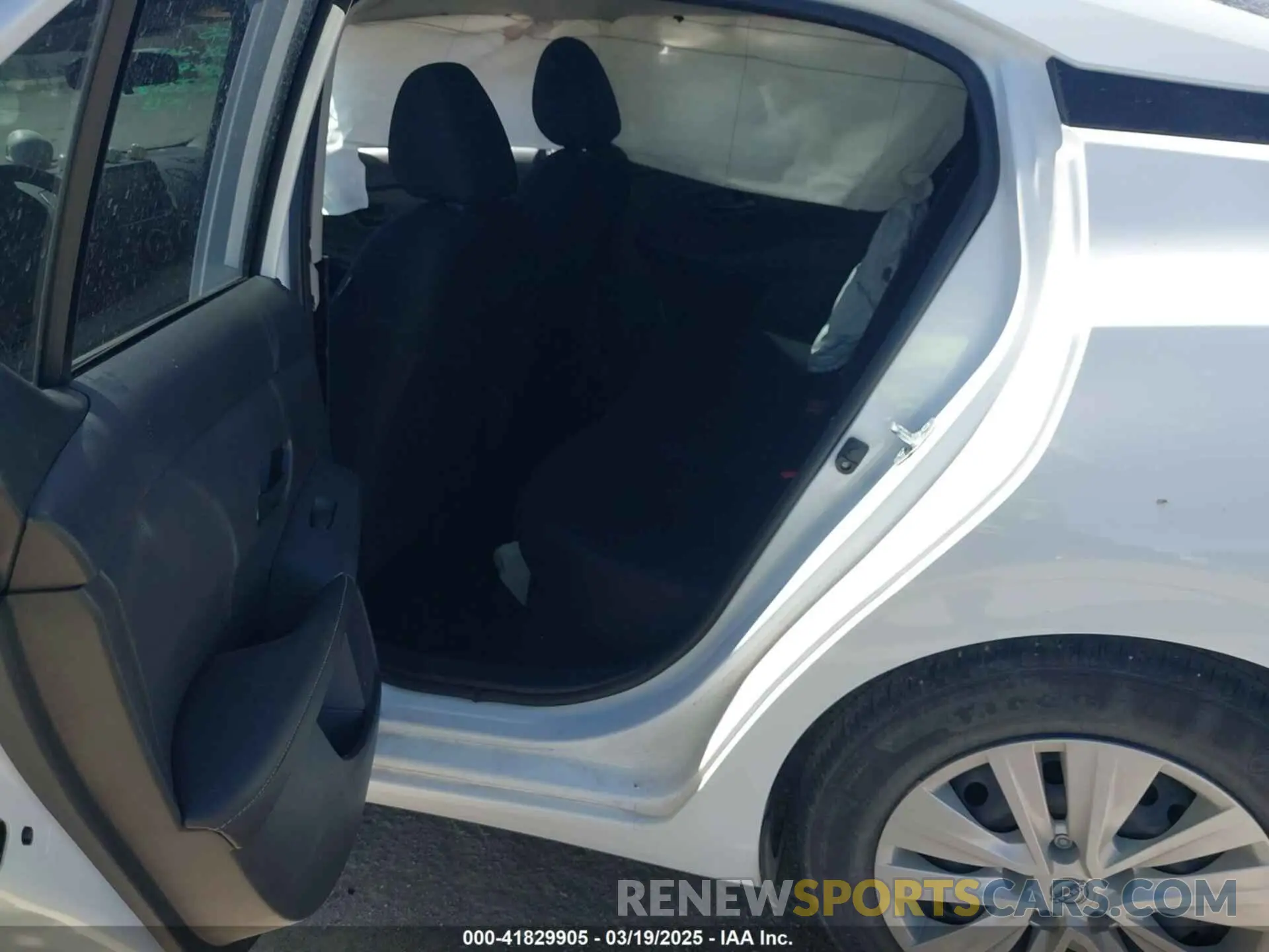 8 Фотография поврежденного автомобиля 3N1AB8BV8RY233653 NISSAN SENTRA 2024