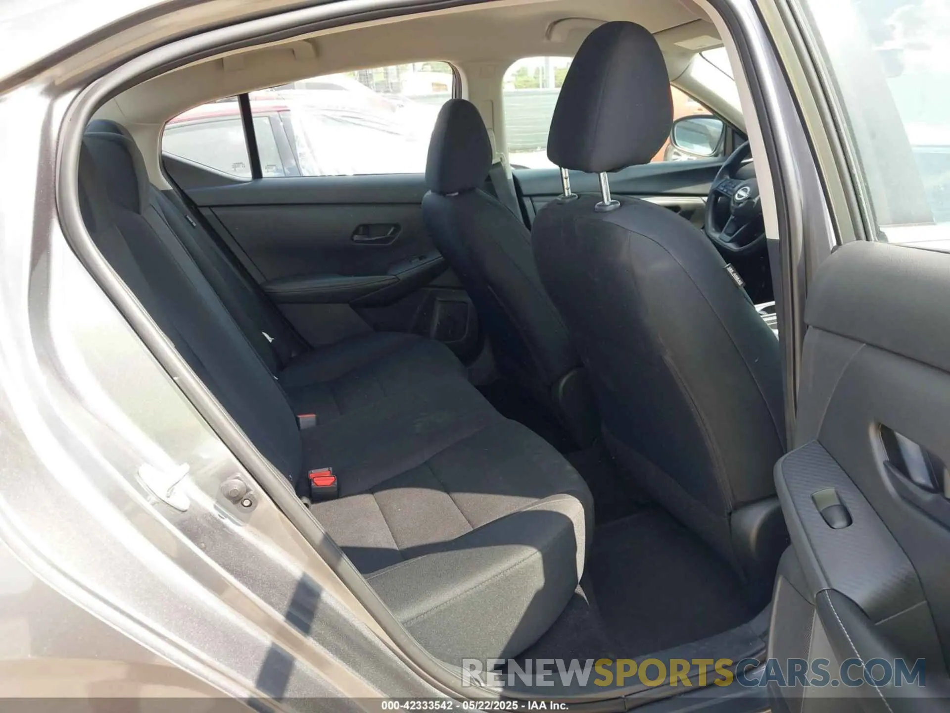8 Фотография поврежденного автомобиля 3N1AB8BV9RY215100 NISSAN SENTRA 2024