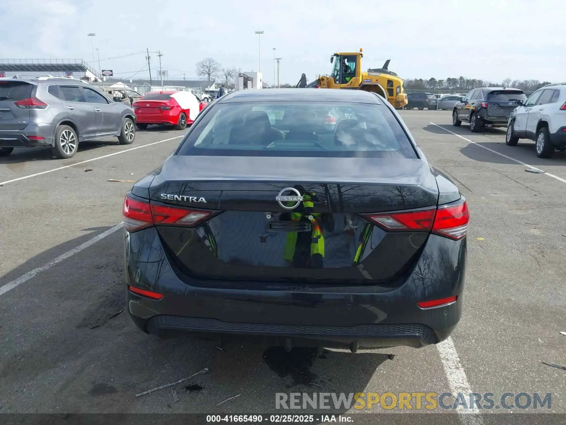 16 Photograph of a damaged car 3N1AB8BV9RY245276 NISSAN SENTRA 2024