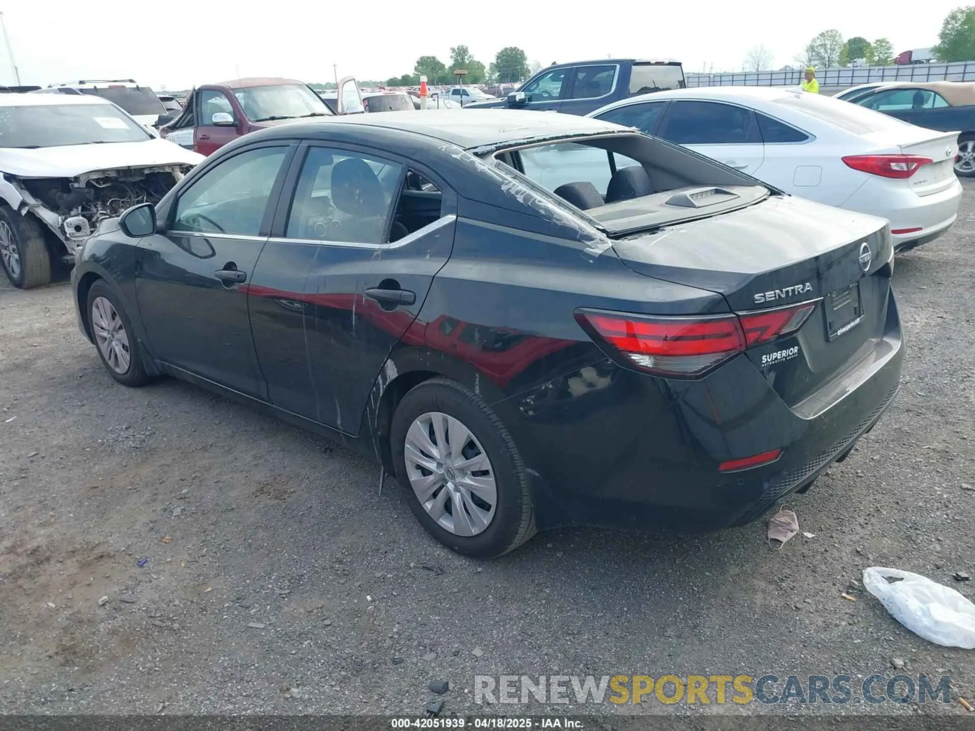 3 Фотография поврежденного автомобиля 3N1AB8BV9RY289696 NISSAN SENTRA 2024