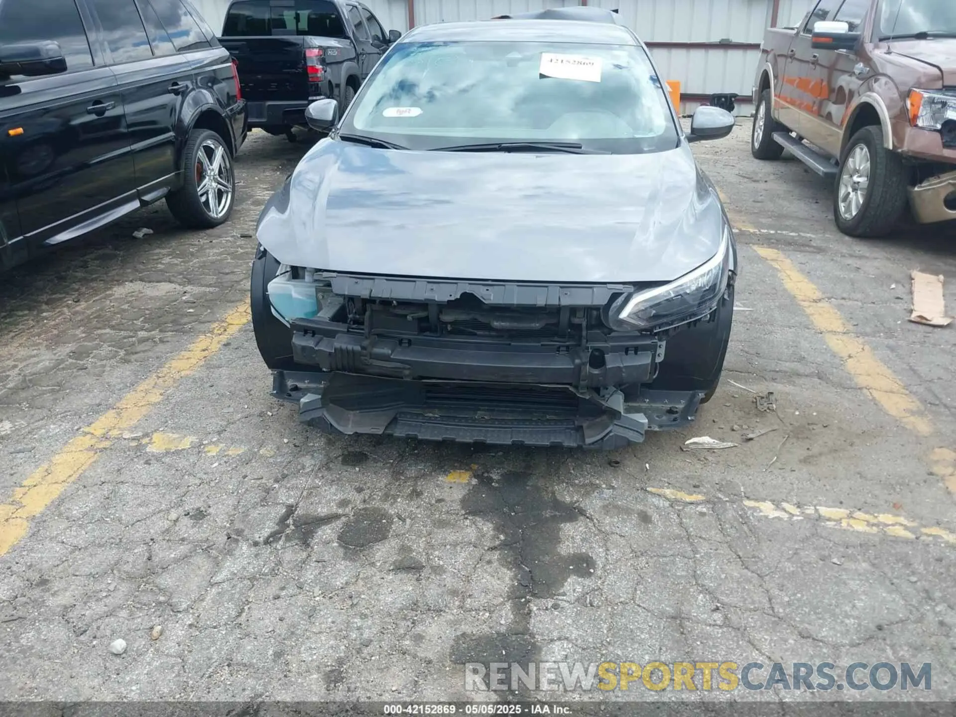 18 Photograph of a damaged car 3N1AB8BVXRY271241 NISSAN SENTRA 2024