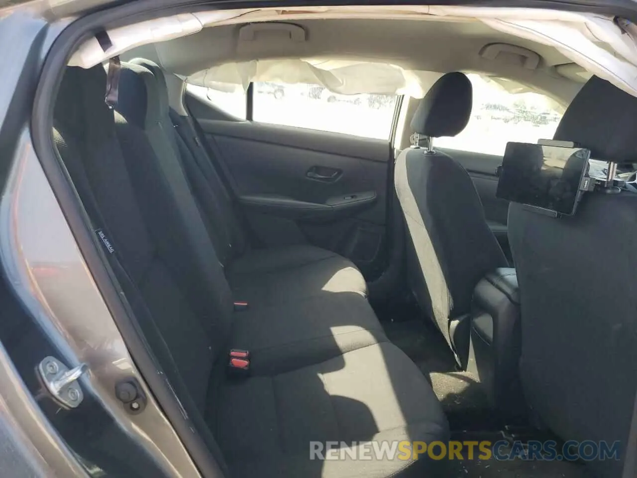 10 Фотография поврежденного автомобиля 3N1AB8BVXRY288346 NISSAN SENTRA 2024